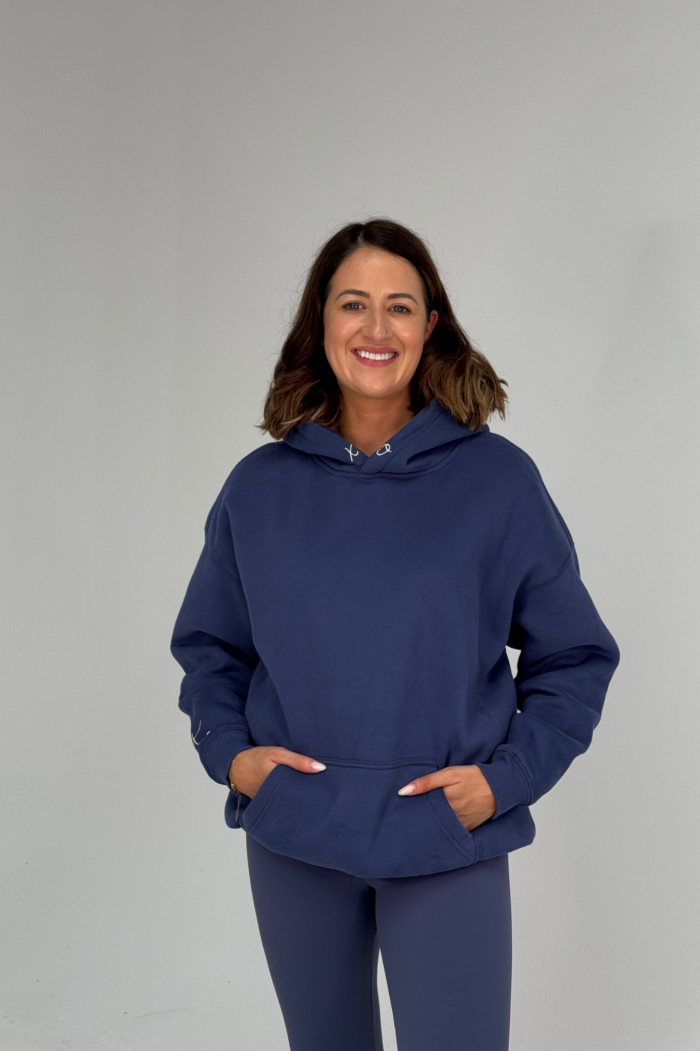 Love Laura Pullover Hoodie In Navy