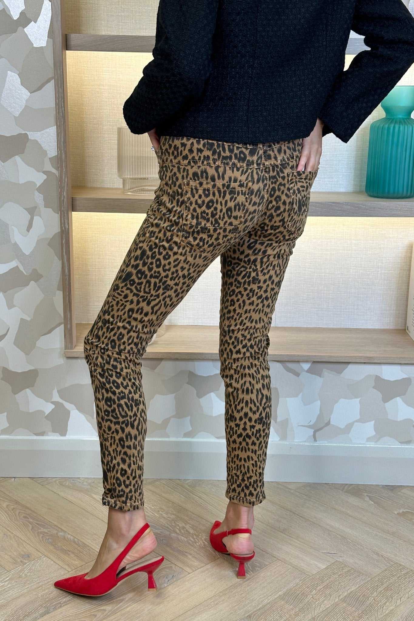 Polly Jeans In Leopard Print - The Walk in Wardrobe