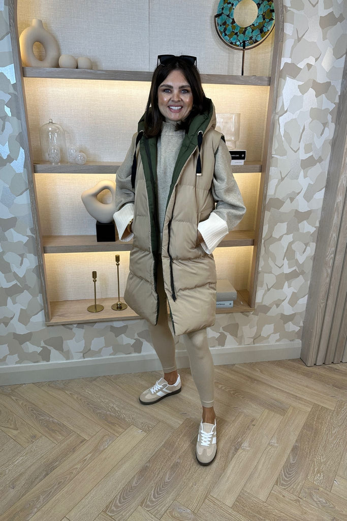 *PRE ORDER* Tara Reversible Gilet In Khaki & Neutral The Walk in Wardrobe