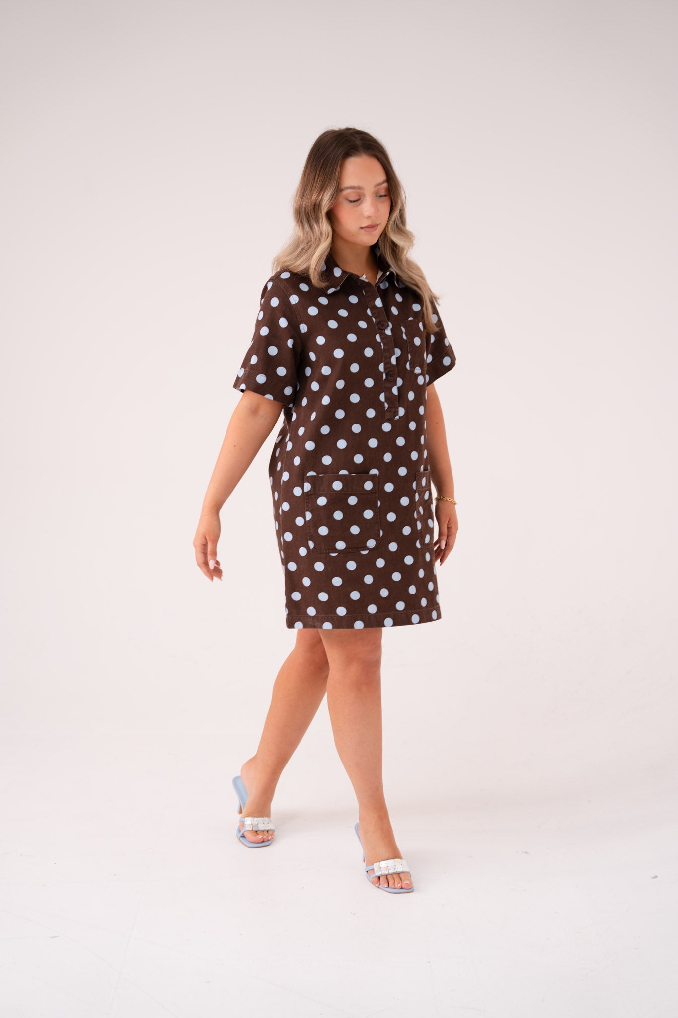 Kiera Spotted Denim T-Shirt Dress In Chocolate
