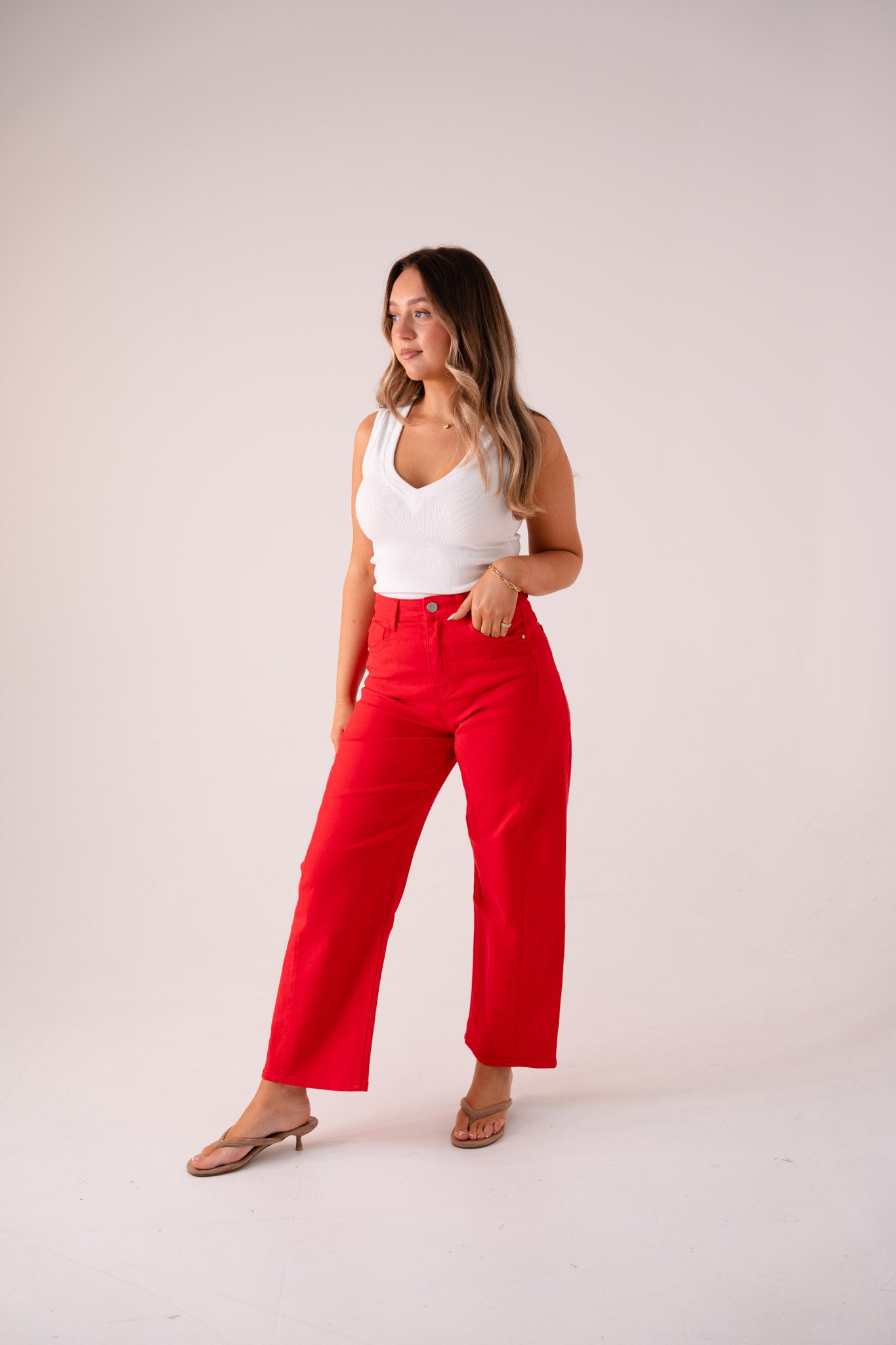 Love Laura Carrot Barrell Jeans In Red
