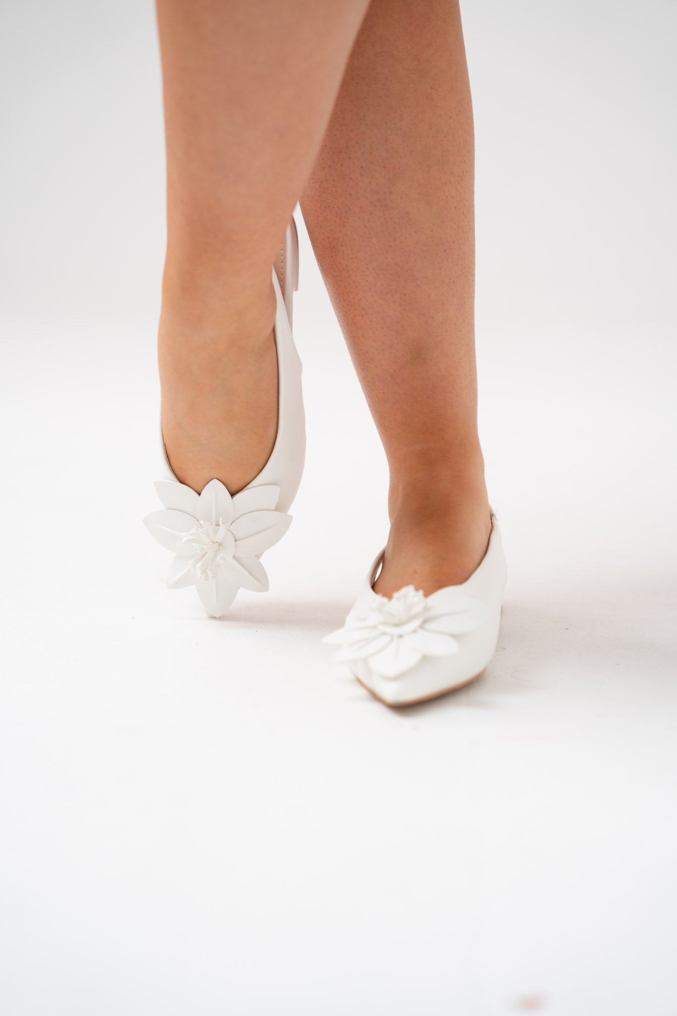 Cathy Floral Slingback In White