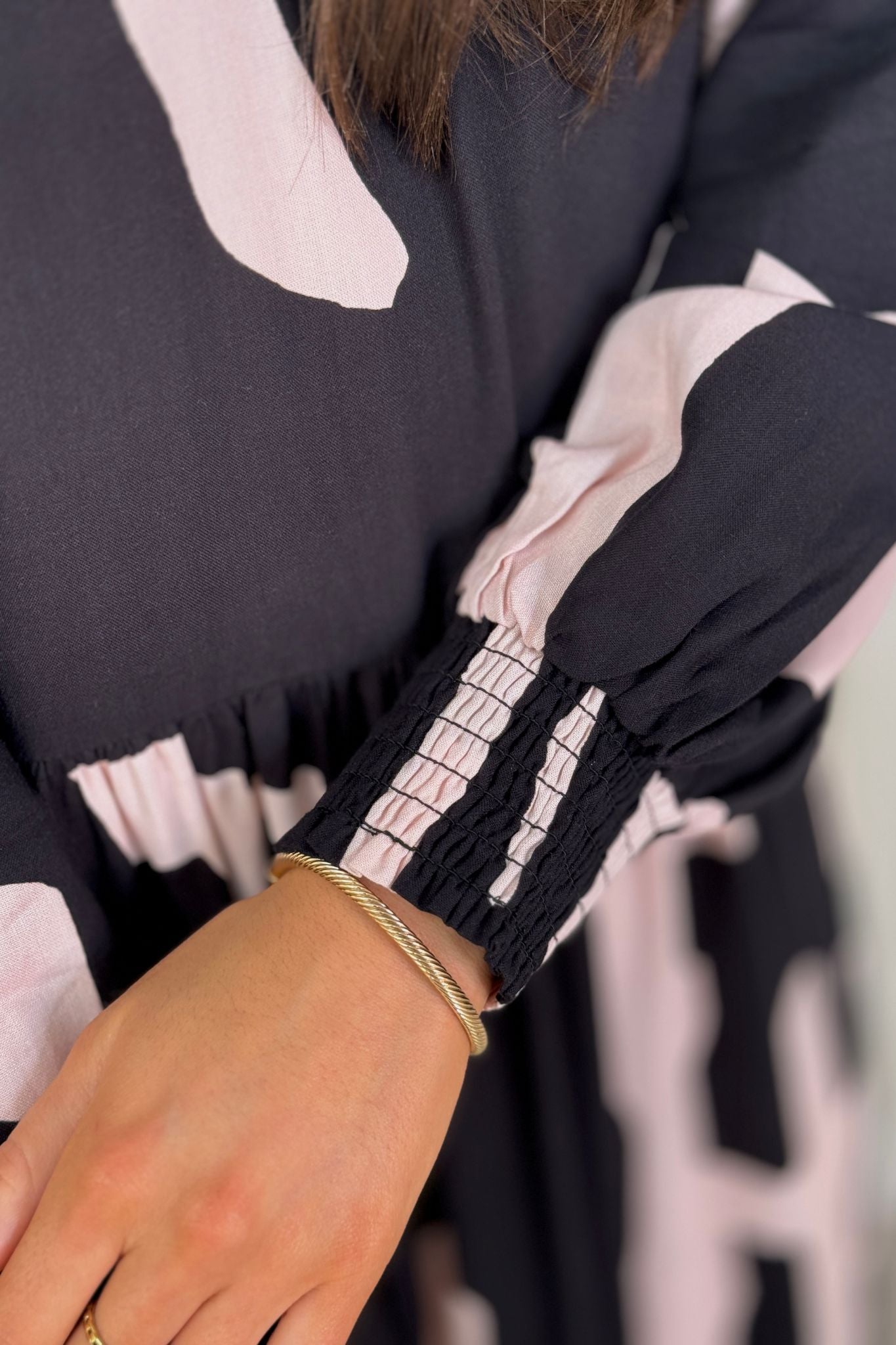 Frankie Tiered Midi Dress In Black & Pink