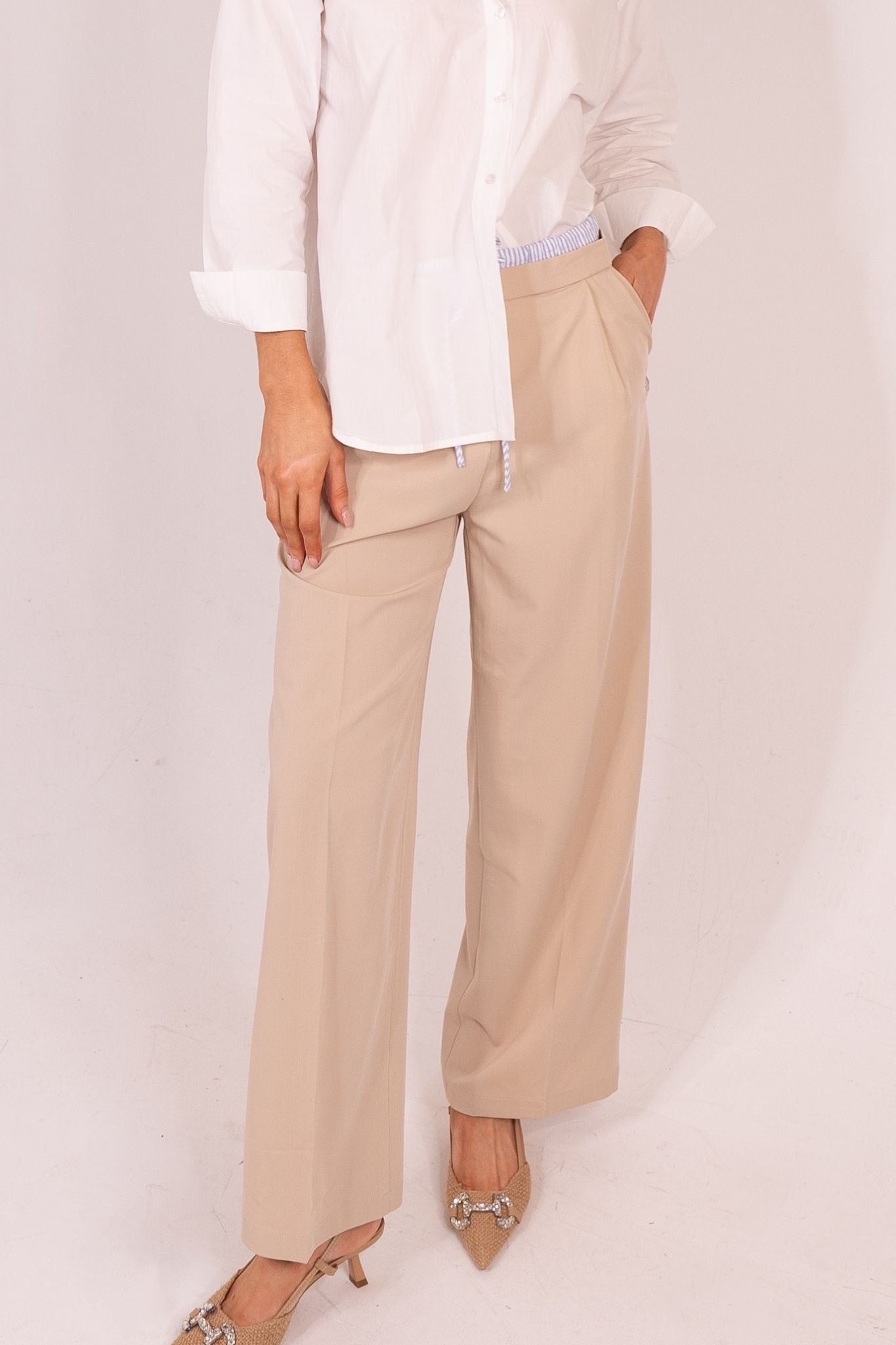 Millie Wide Leg Trousers In Neutral