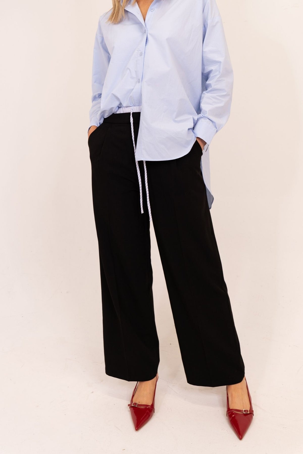 Millie Wide Leg Trousers In Black