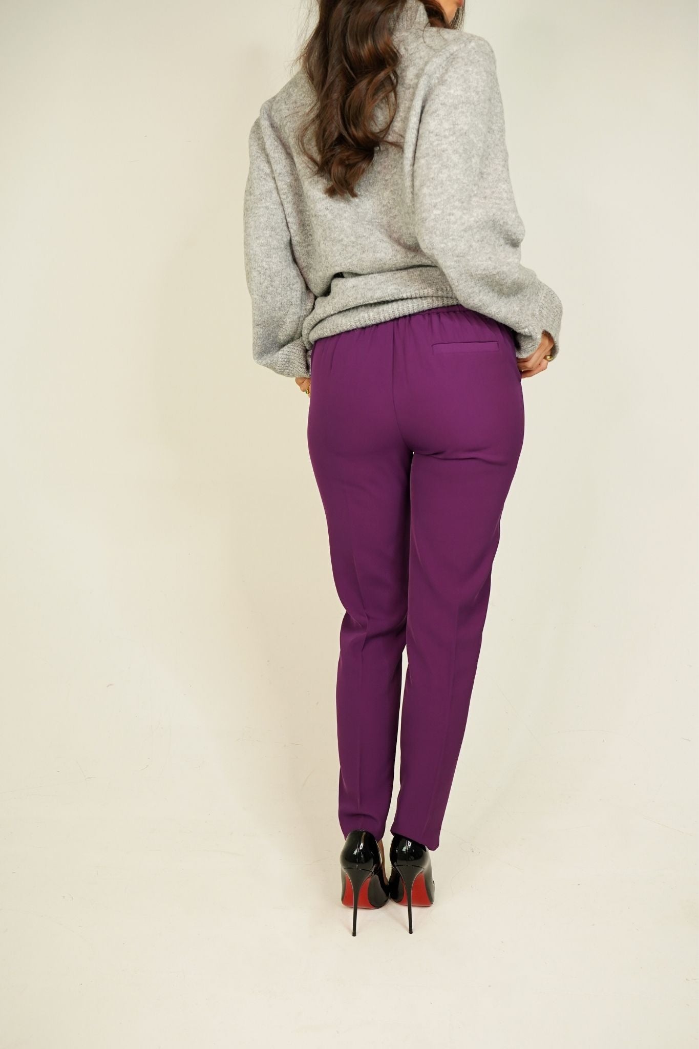 Sophia Fitted Trousers In Plum