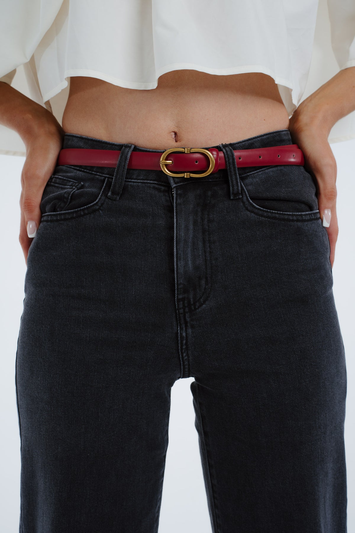 Polly Oval Buckle Belt In Red