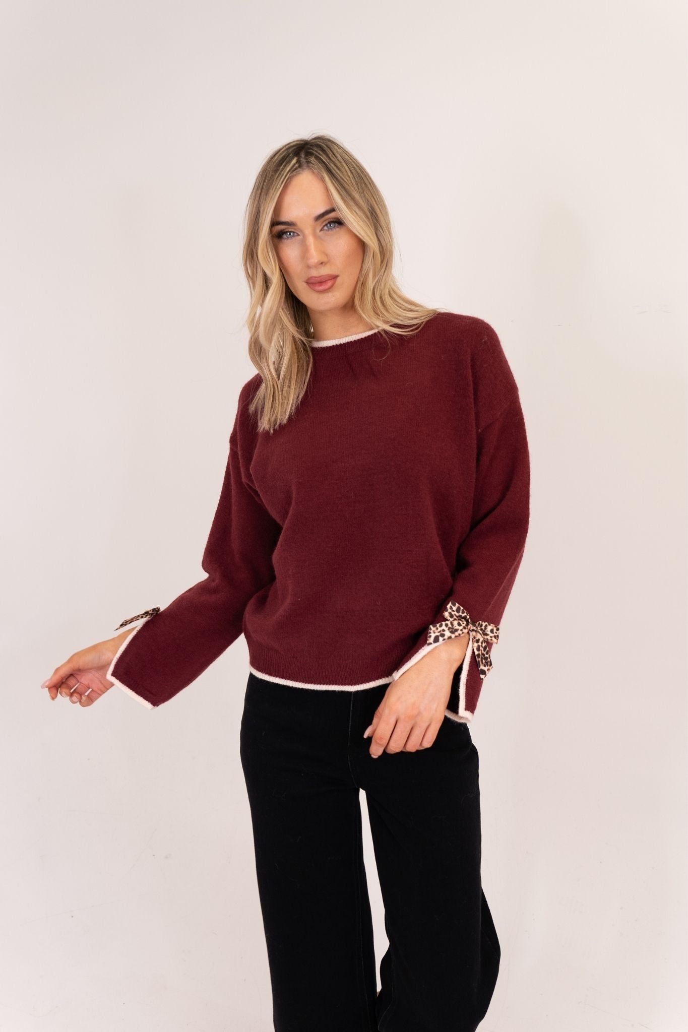 Kendra Leopard Bow Cuff Jumper In Bordeaux