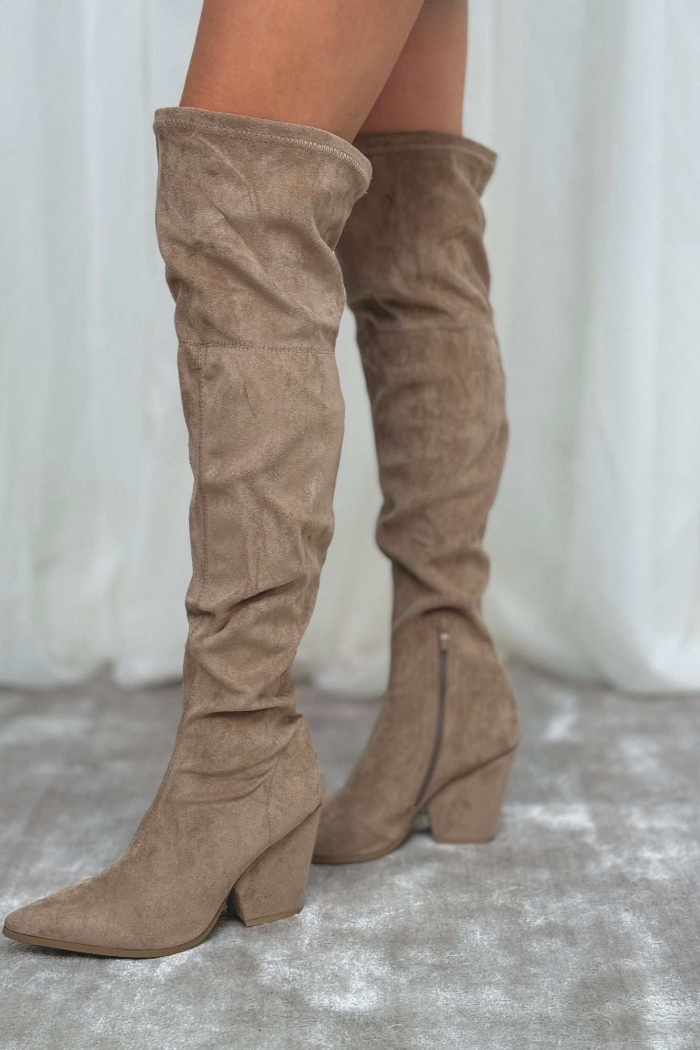 Overknee Stiefel Stiefel Mit Absatz Beige Suede Overknee Stiefel