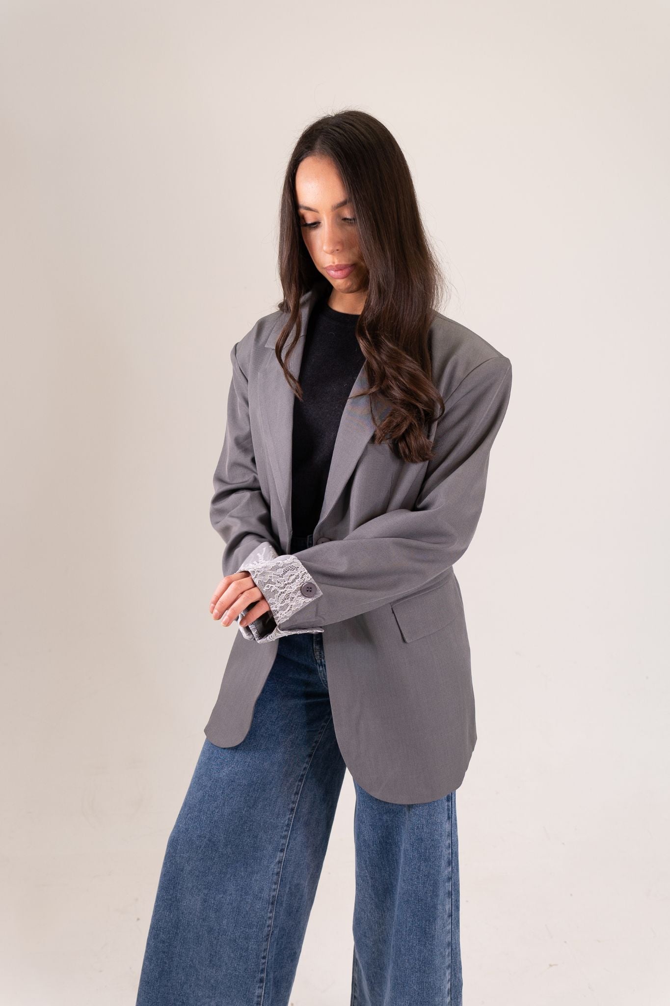 Willow Contrast Cuff Blazer In Light Grey