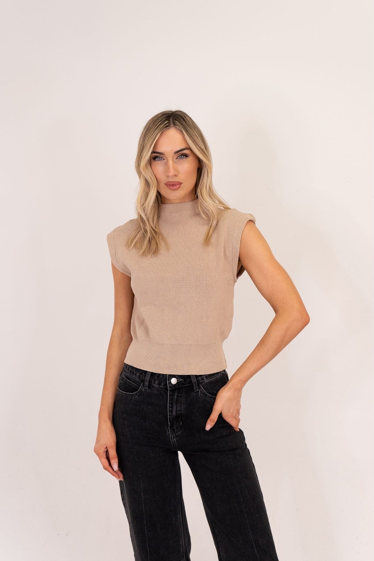 Lila Sleeveless Knit In Taupe