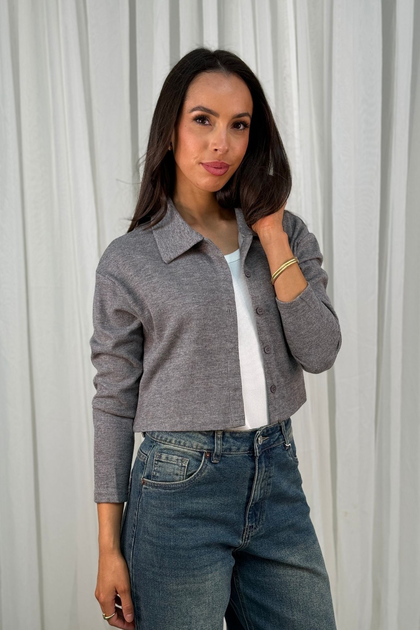 Lila Collared Cardigan In Grey