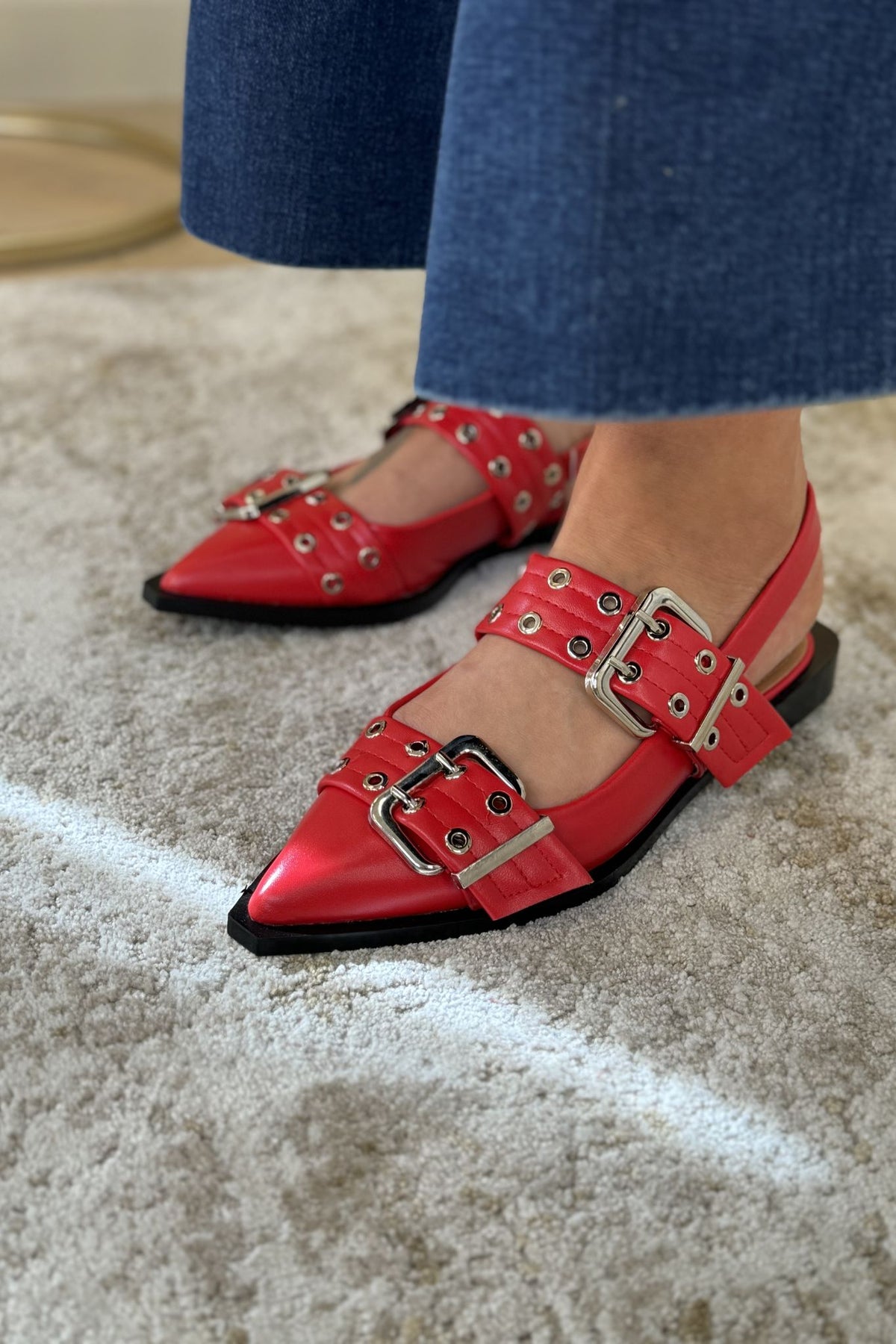 Cathy Pointed Toe Buckle Flats In Red