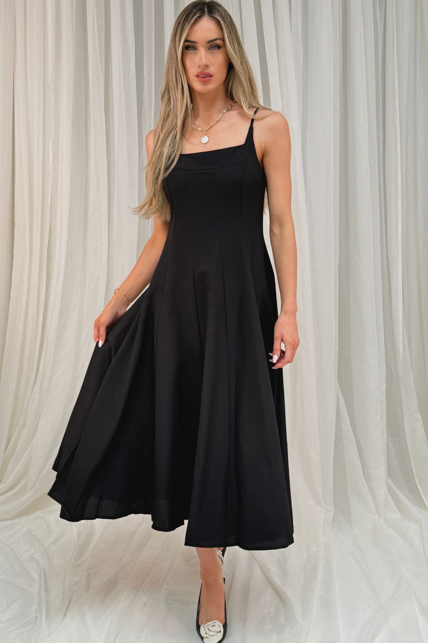 Jane Pleat Front Dress In Black