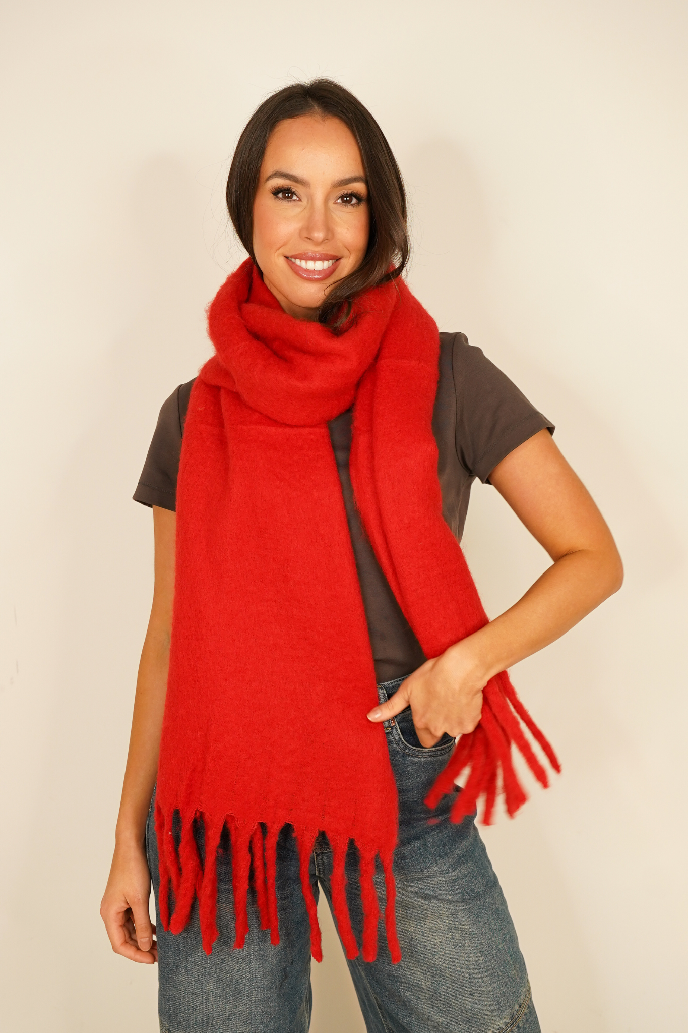 Polly Tassel Scarf In Red