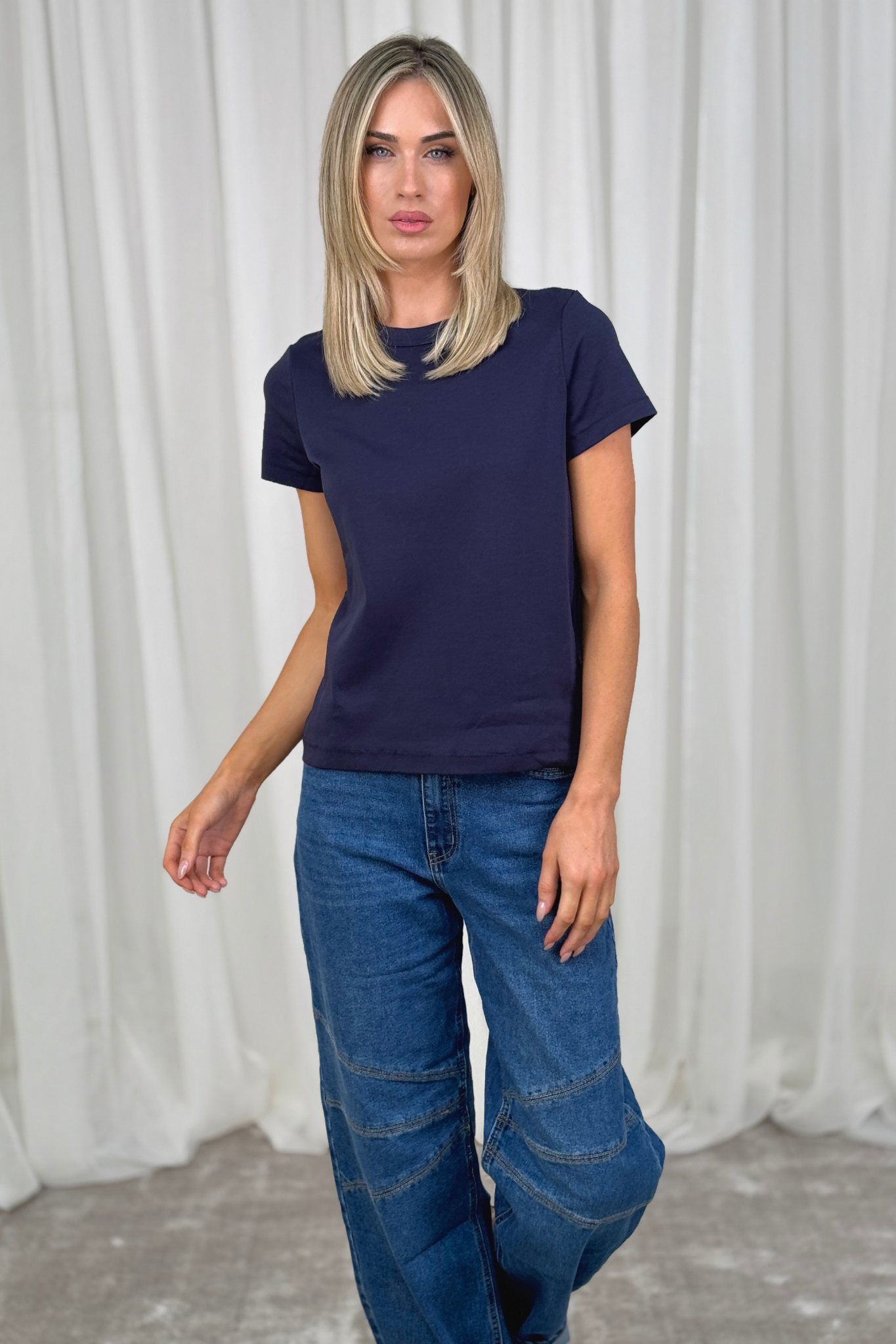 Cindy Round Neck T-Shirt In Navy