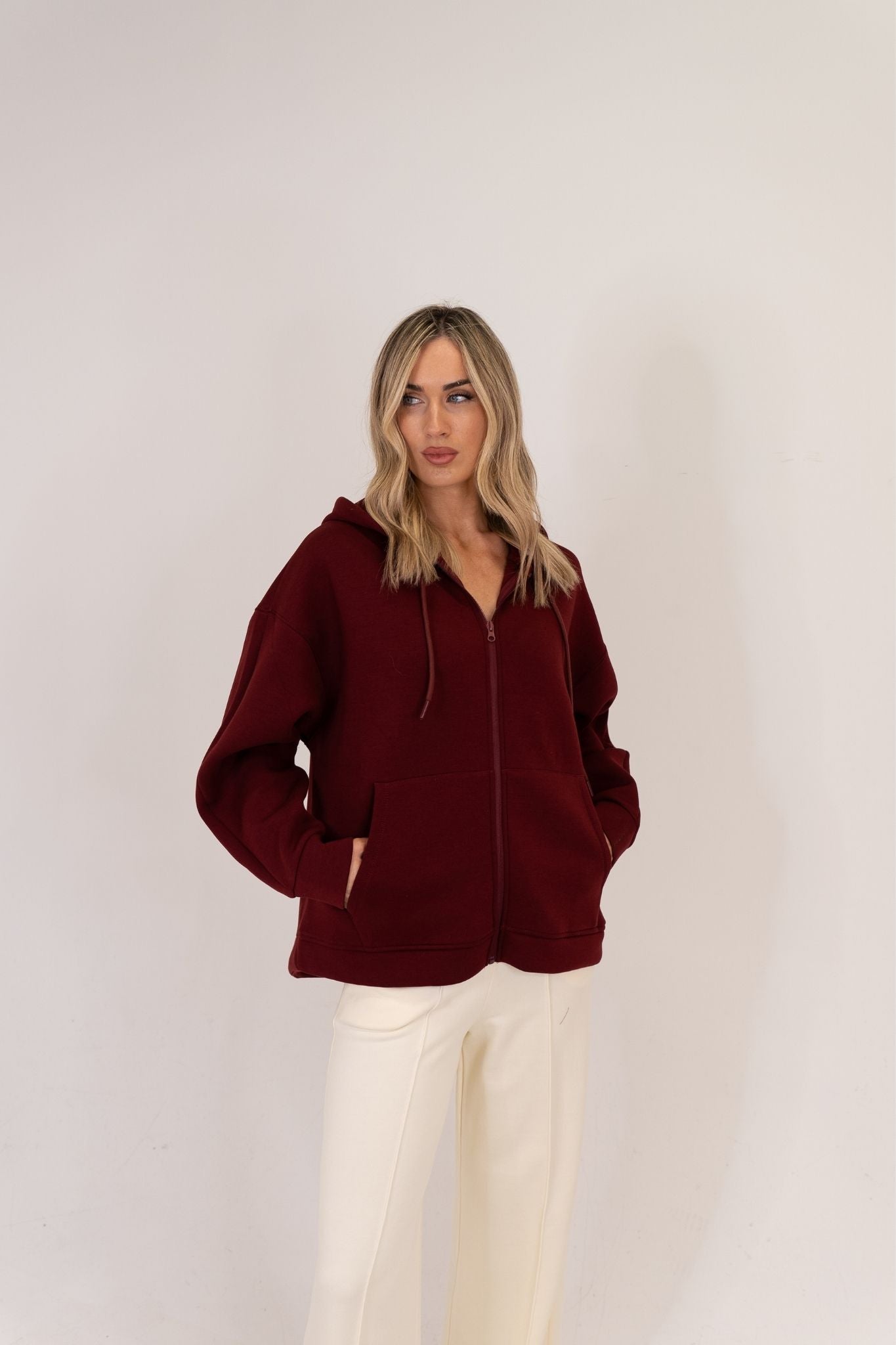 Taylor Zip Up Hoodie In Bordeaux