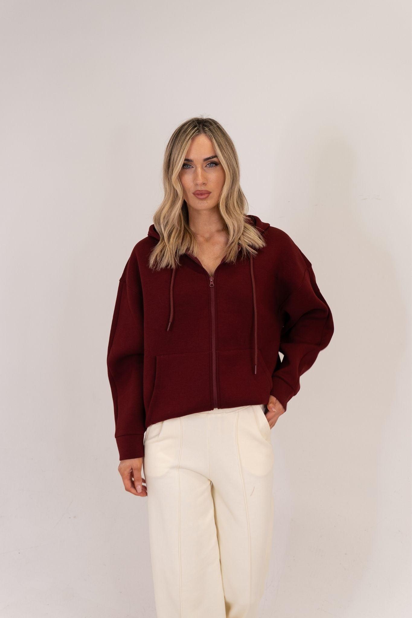 Taylor Zip Up Hoodie In Bordeaux