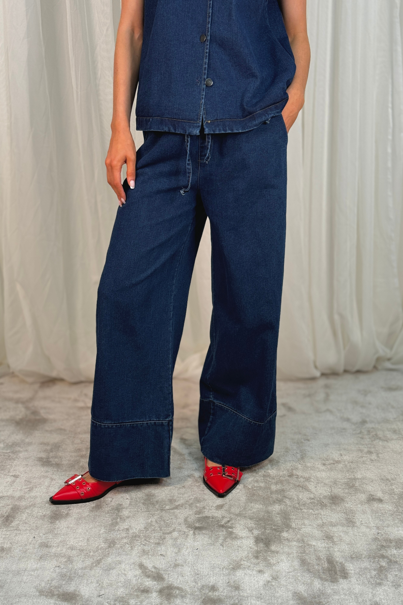 Leona Drawstring Waist Jeans In Dark Wash