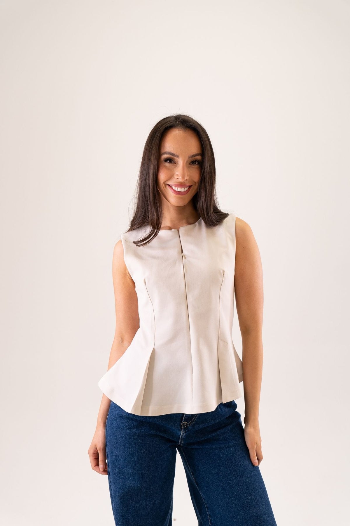 Caitlyn Zip Front Top In Neutral