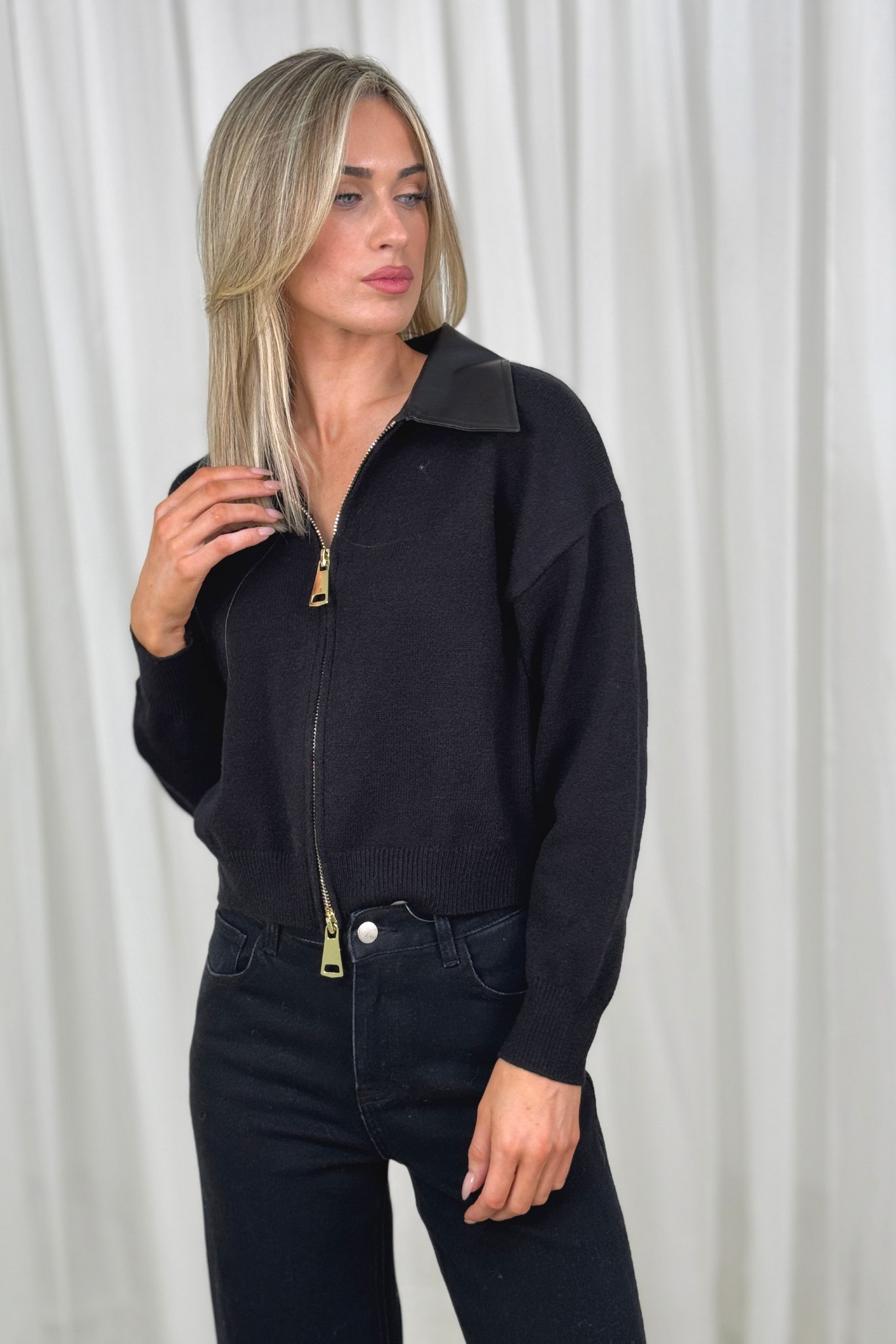 Holly Zip Cardigan In Black