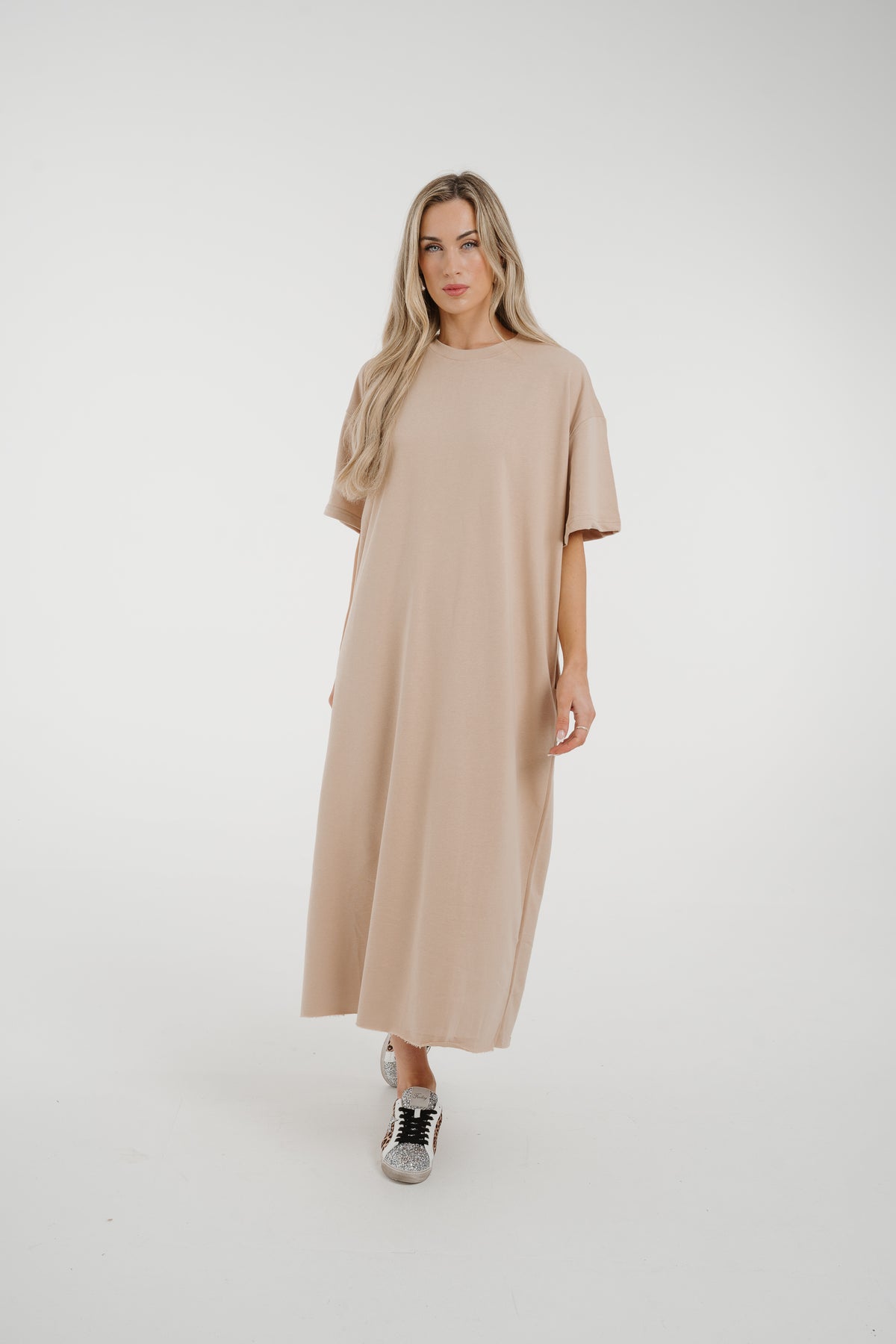 Jane T-Shirt Dress In Camel