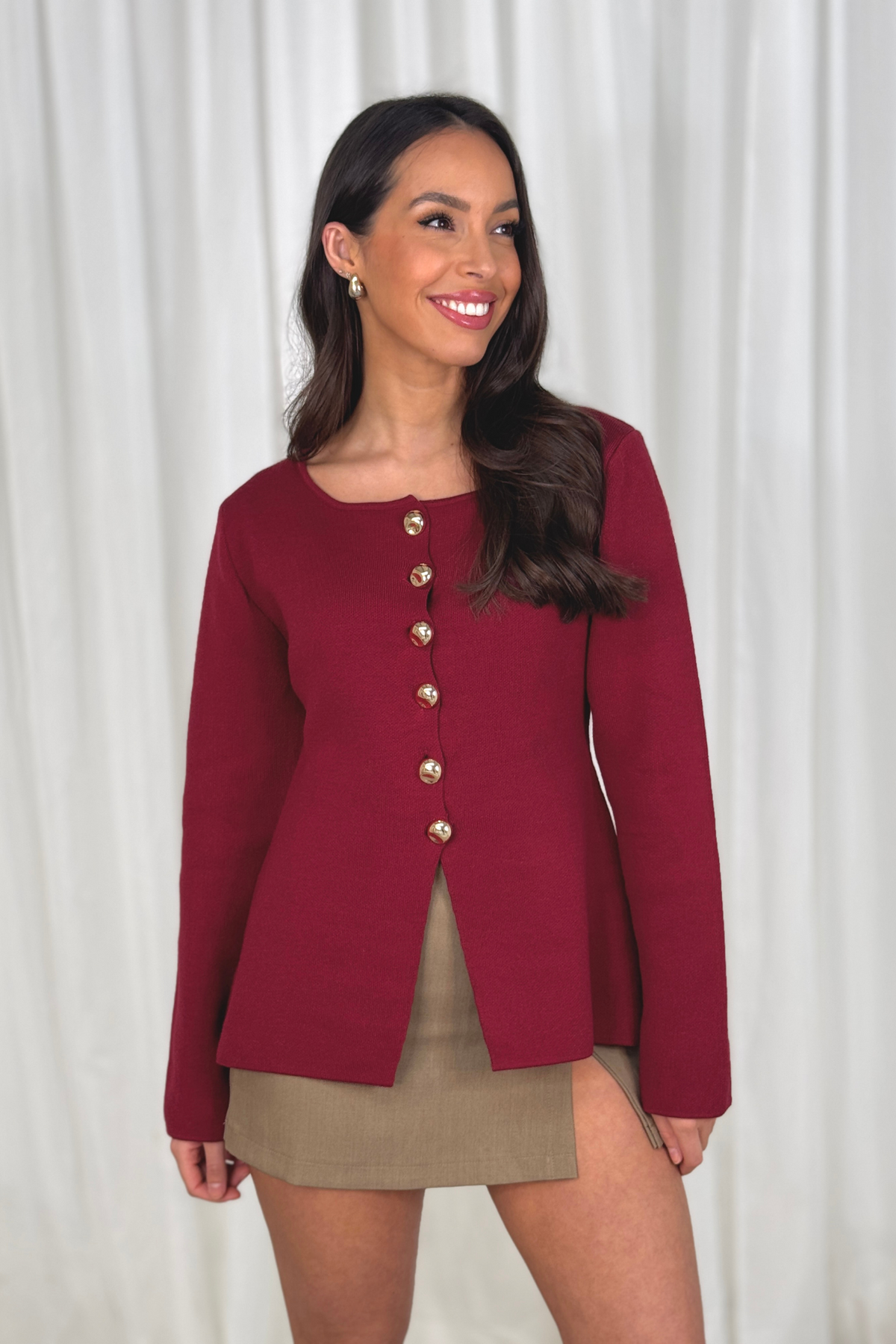 Kendra Split Hem Cardigan In Bordeaux