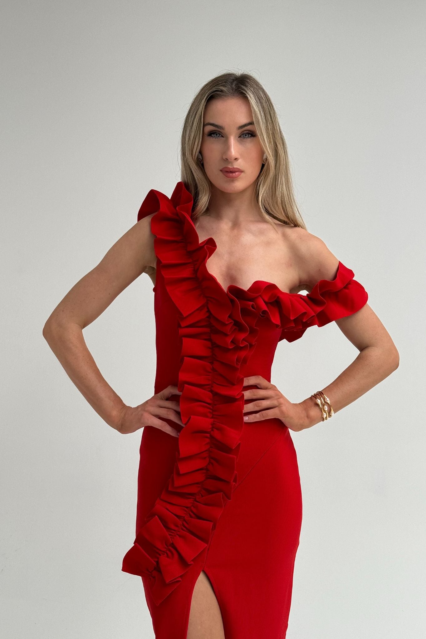 Holly Off Shoulder Ruffle Dress In Red