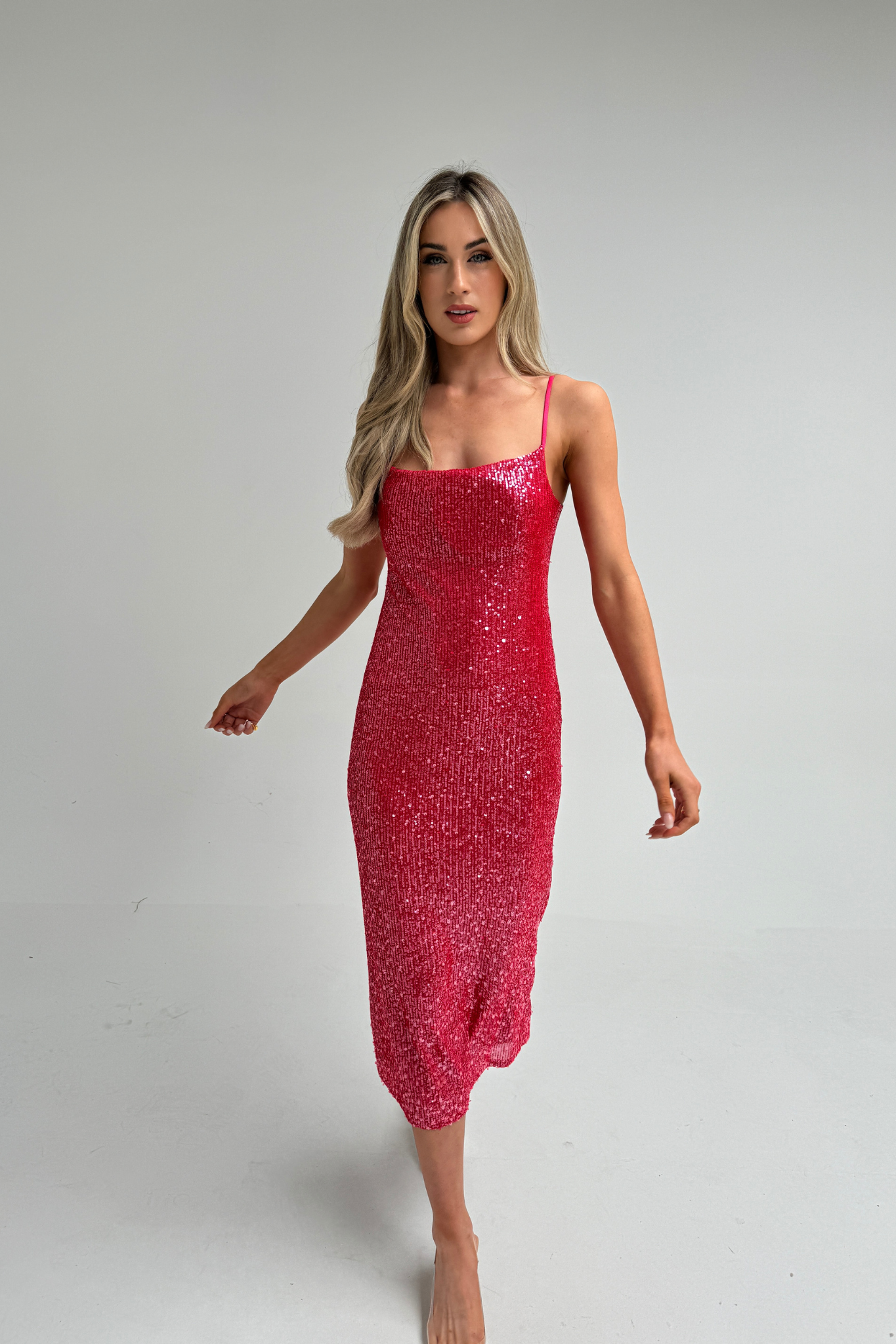 Alana Sequin Dress In Raspberry