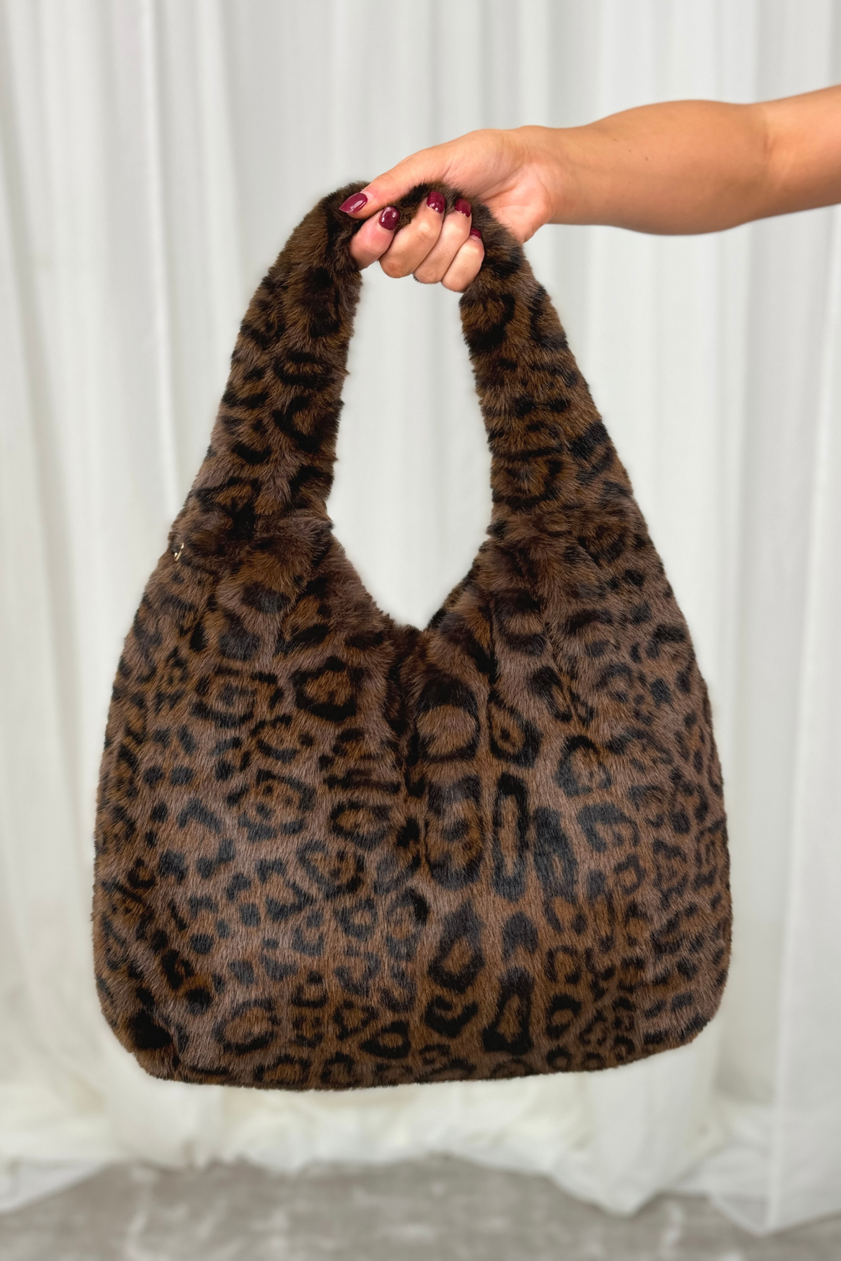 Kiera Textured Bag In Leopard