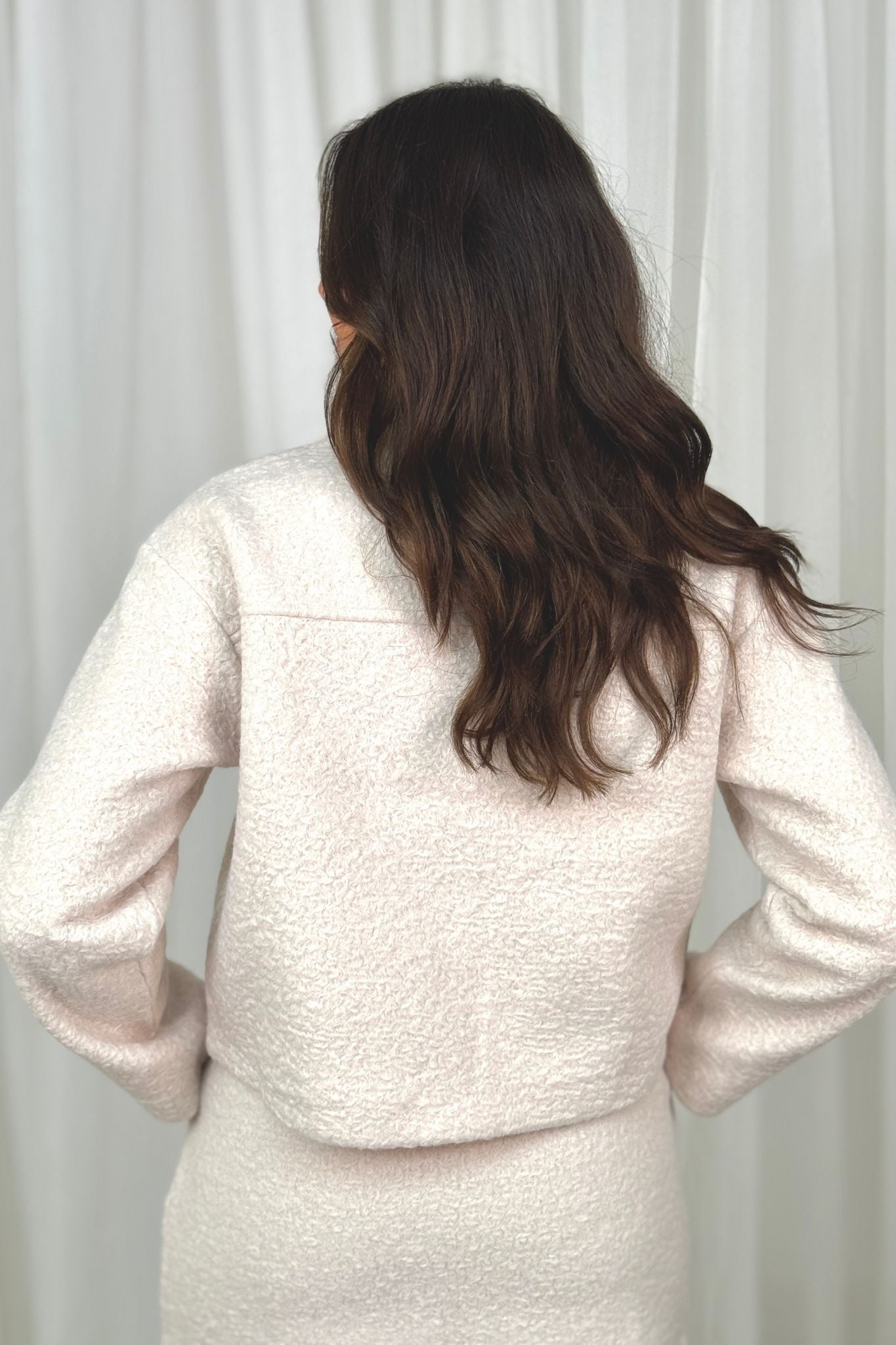 Daisy Textured Jacket In Off White