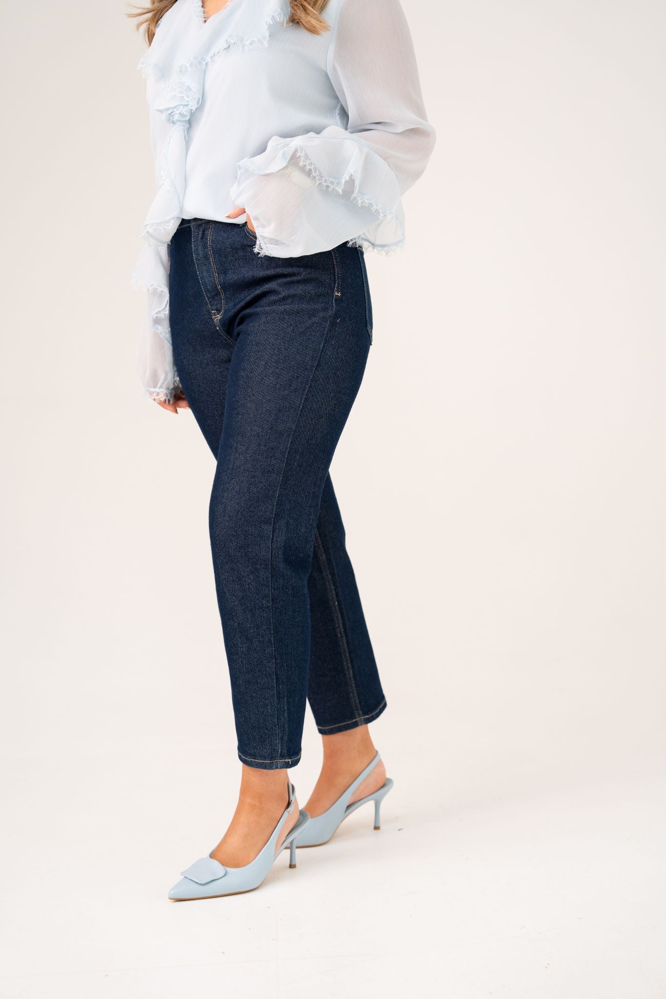 Love Laura Mom Jeans In Indigo