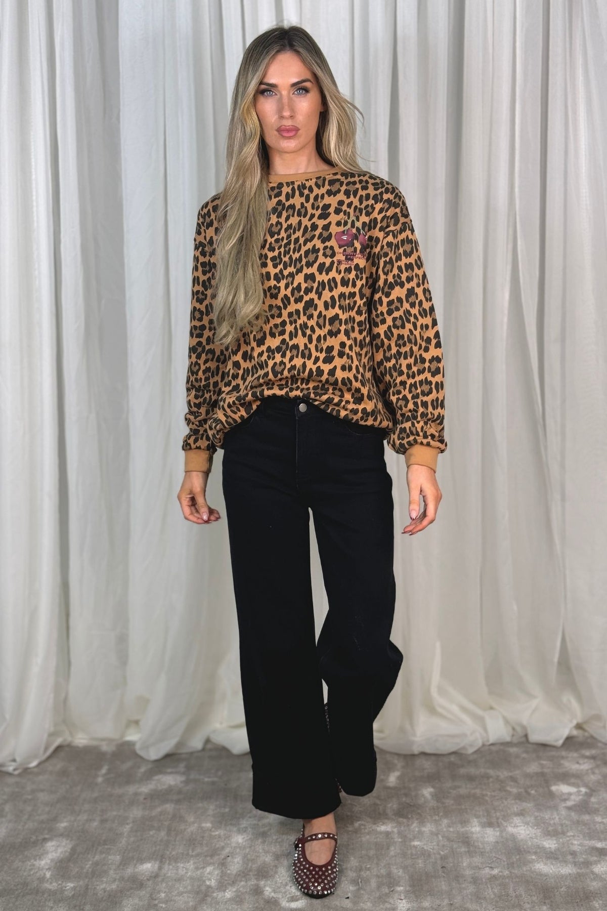 Melanie Leopard Print Sweatshirt In Camel