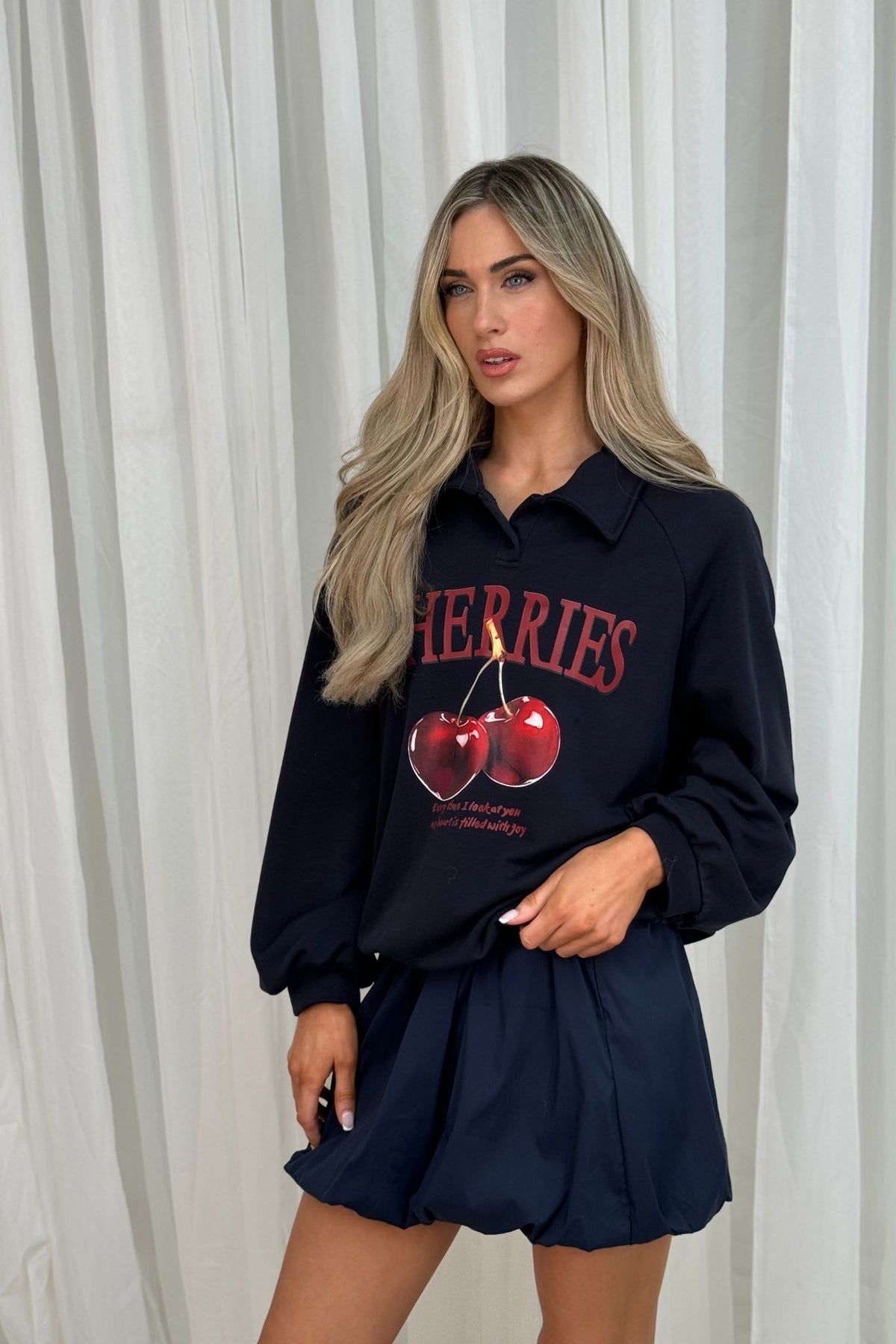 Leona Cherry Graphic Sweatshirt In Navy