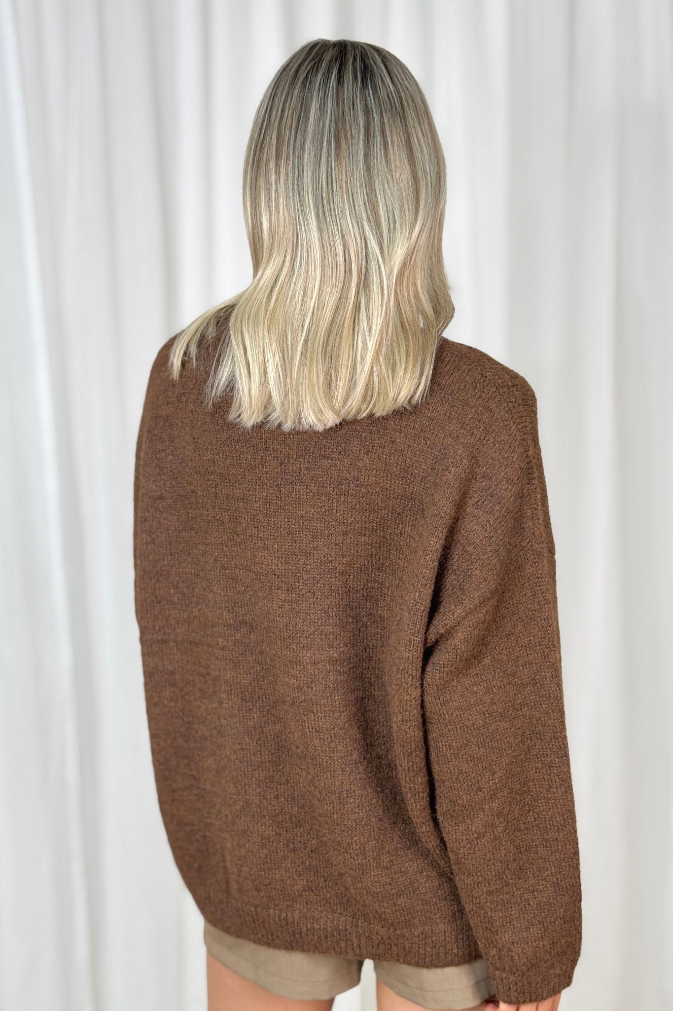 Megan Round Neck Jumper In Chocolate