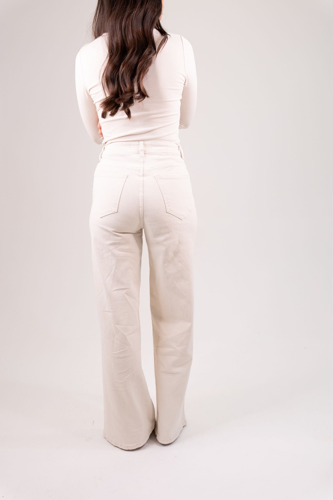 Lynne Wide Leg Jeans In Cream