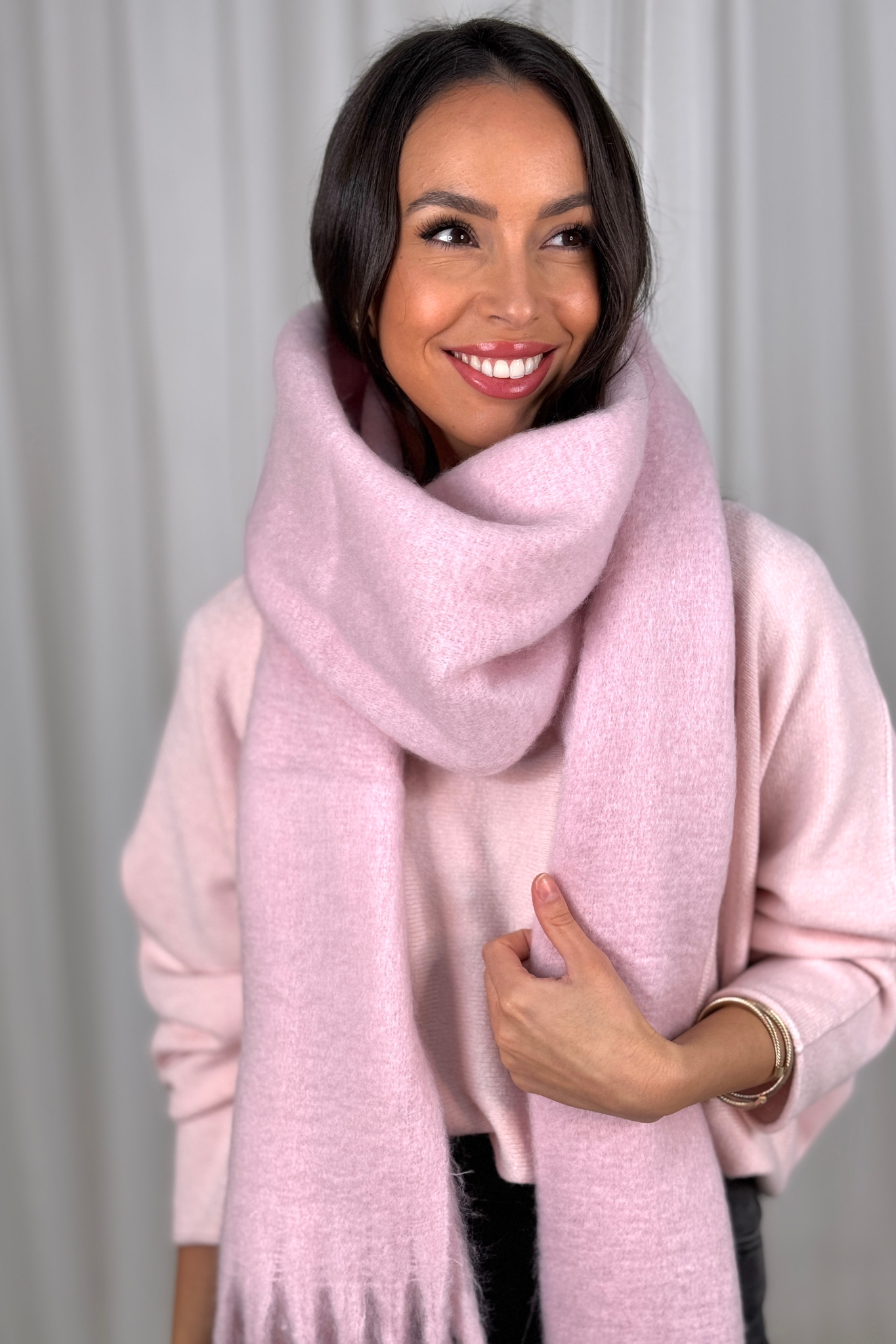 Frankie Tassel Scarf In Baby Pink