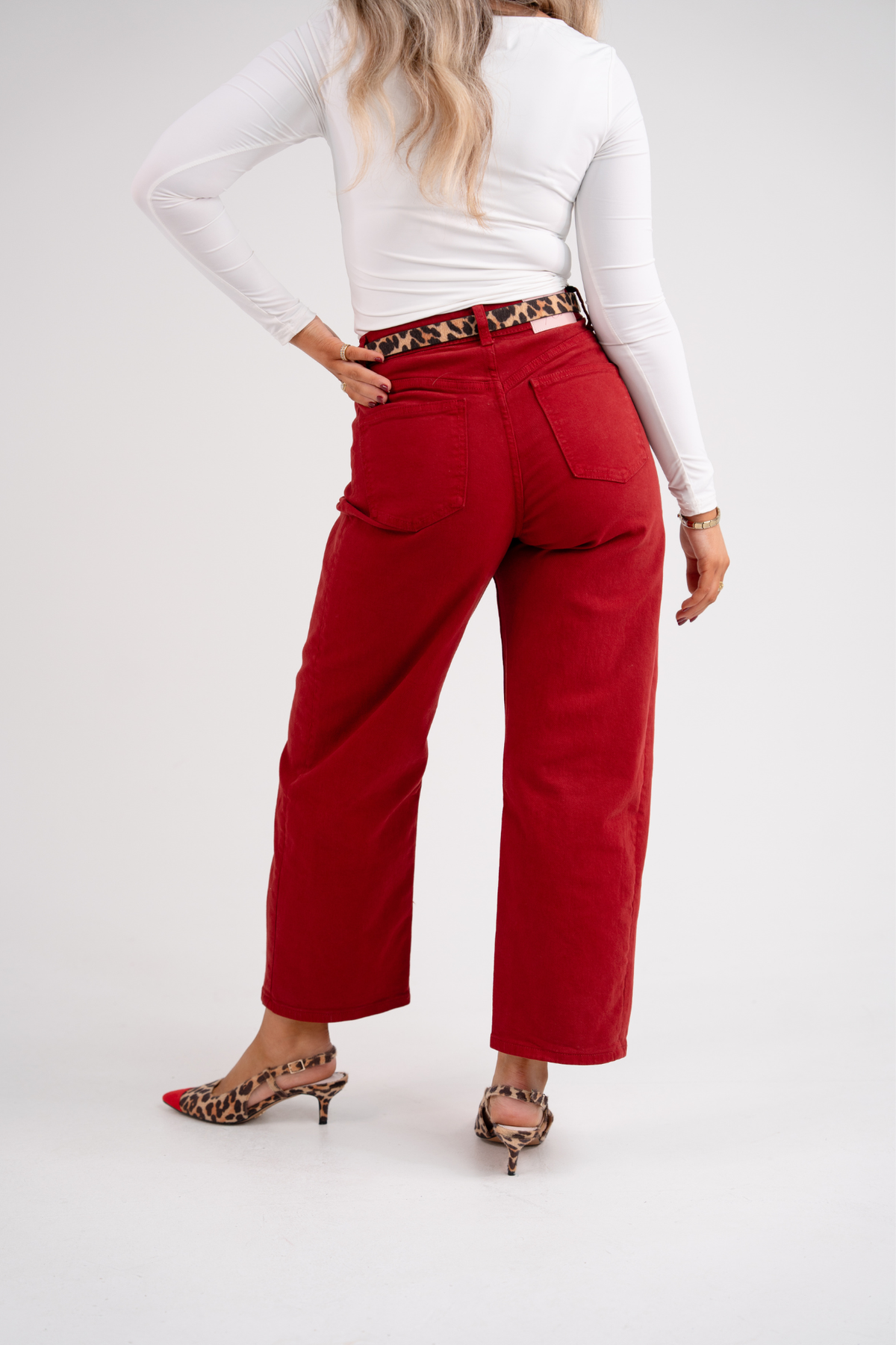 Love Laura Carrot Barrell Jeans In Deep Red