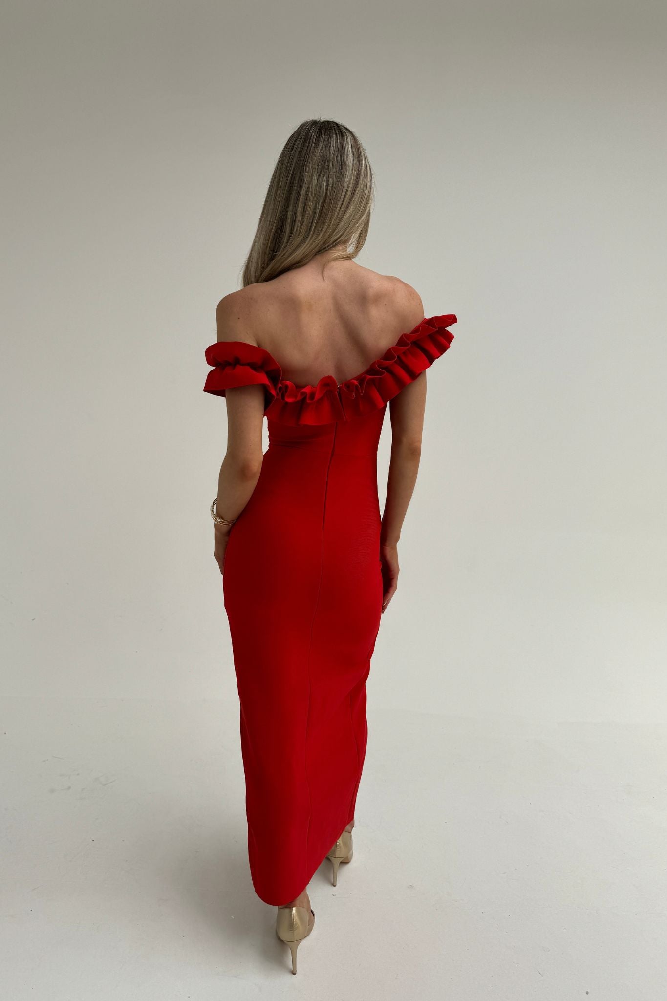 Holly Off Shoulder Ruffle Dress In Red