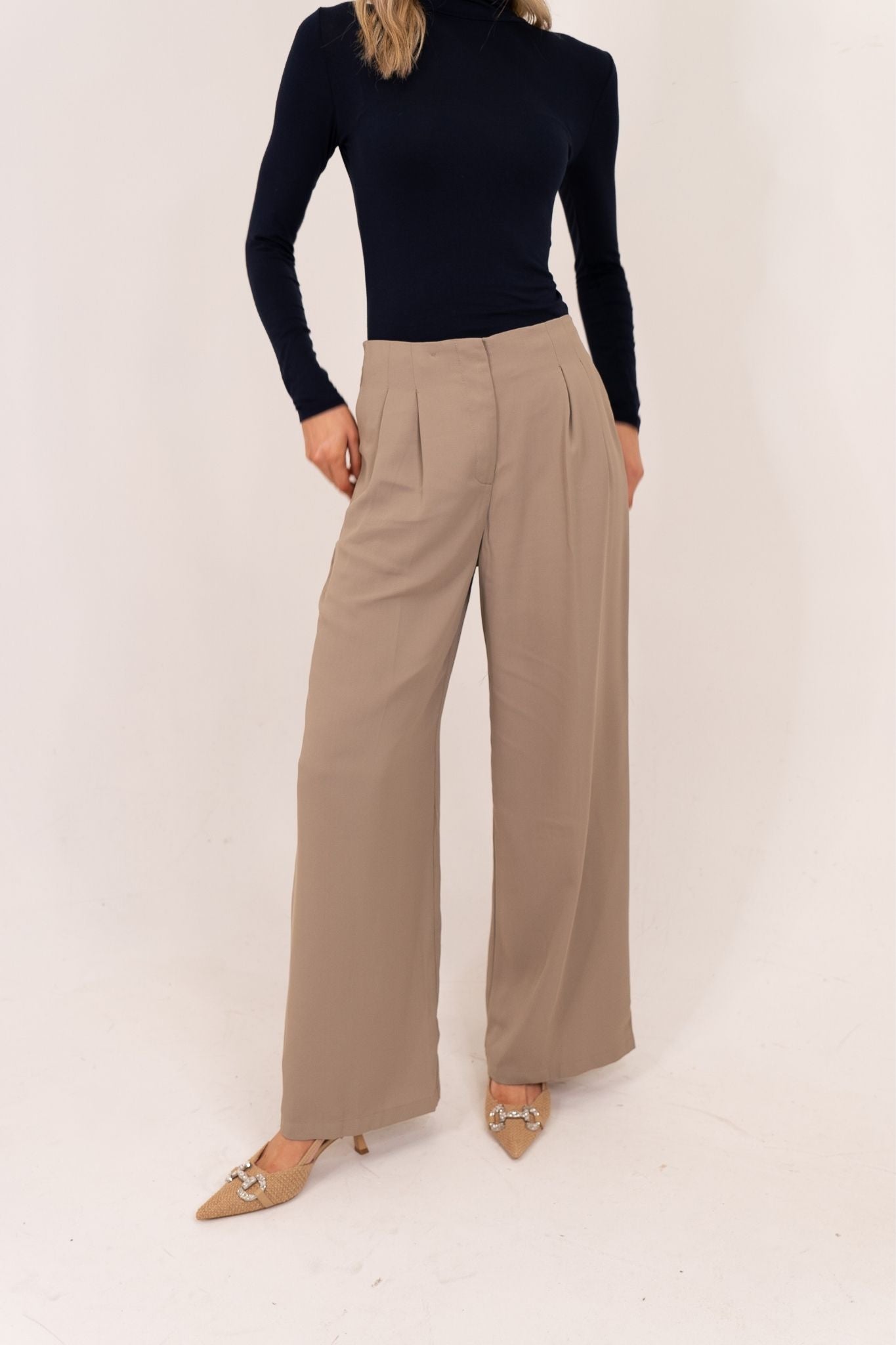 Willow Wide Leg Trousers In Taupe