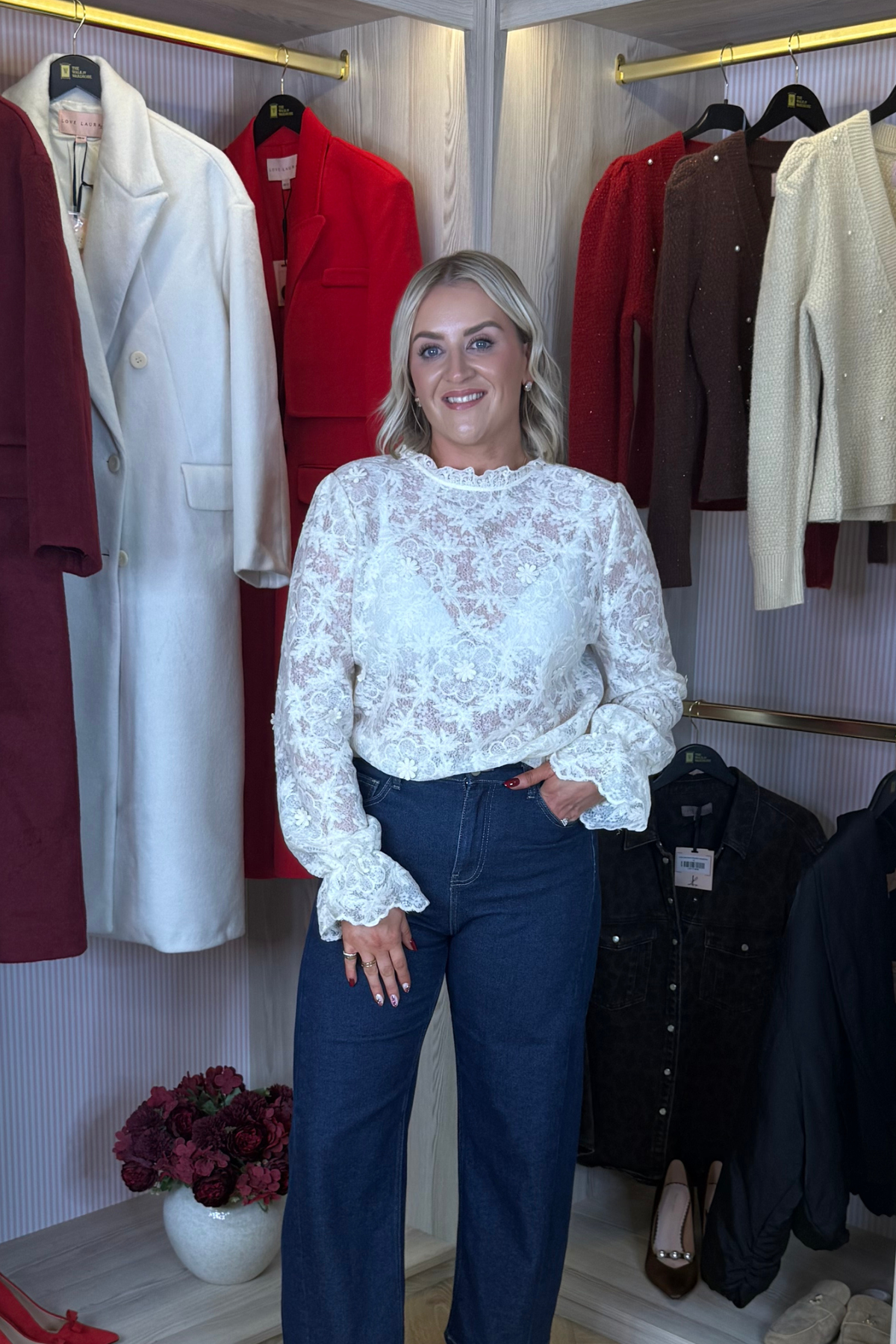 Kendra Floral Lace Top In Cream