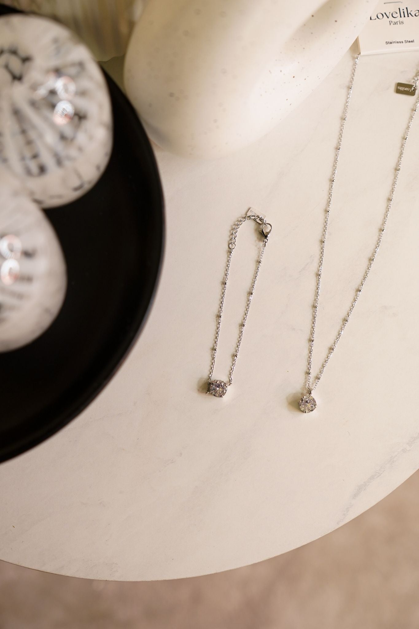 Olive Solitaire Bracelet In Silver