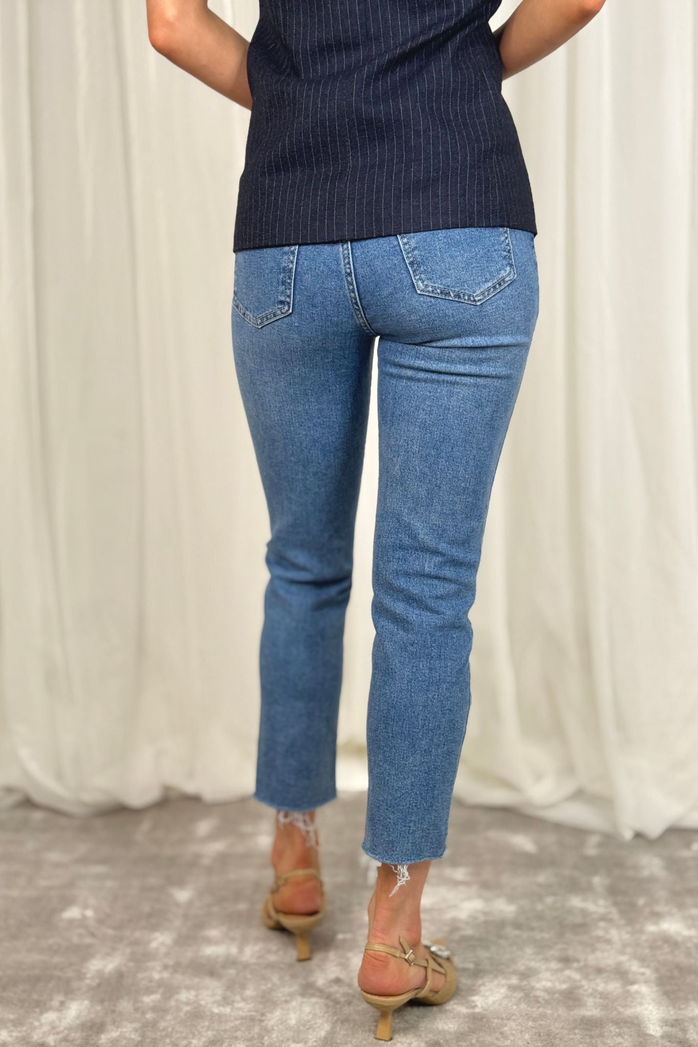 Lynne Skinny Jean In Mid Wash