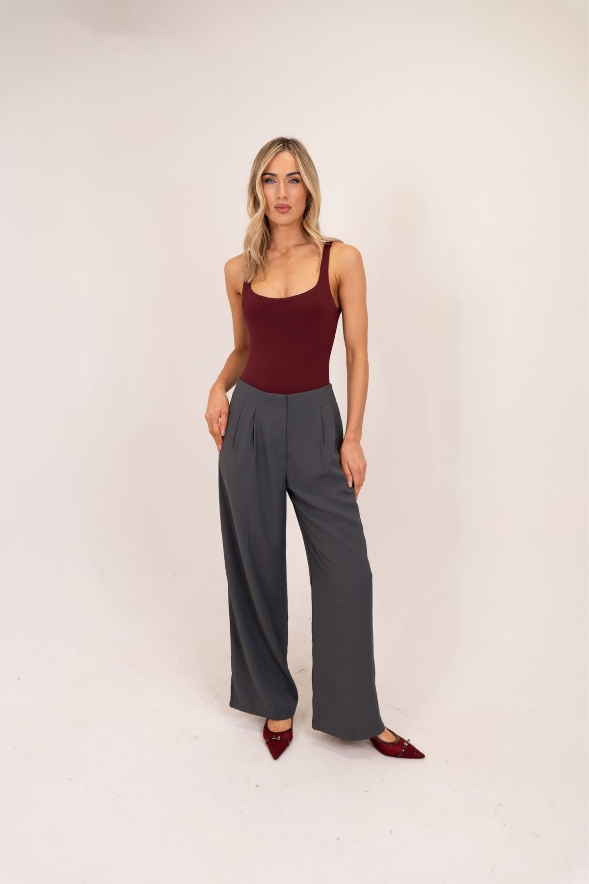 Willow Wide Leg Trousers In Grey