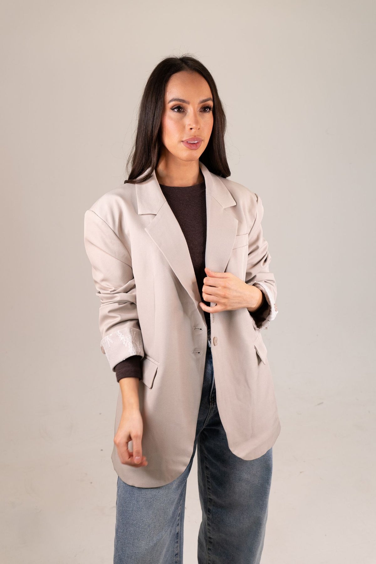 Willow Contrast Cuff Blazer In Neutral