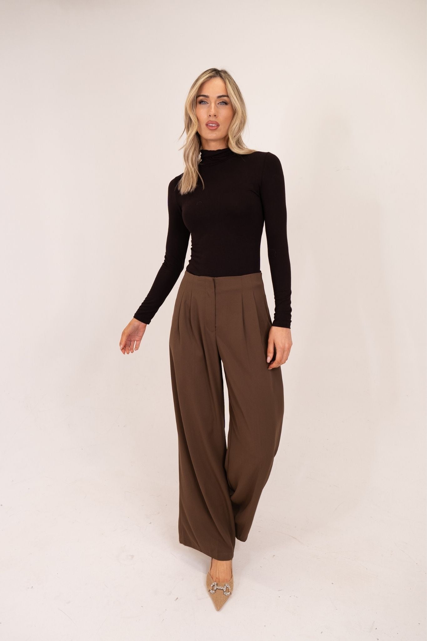 Willow Wide Leg Trousers In Chocolate