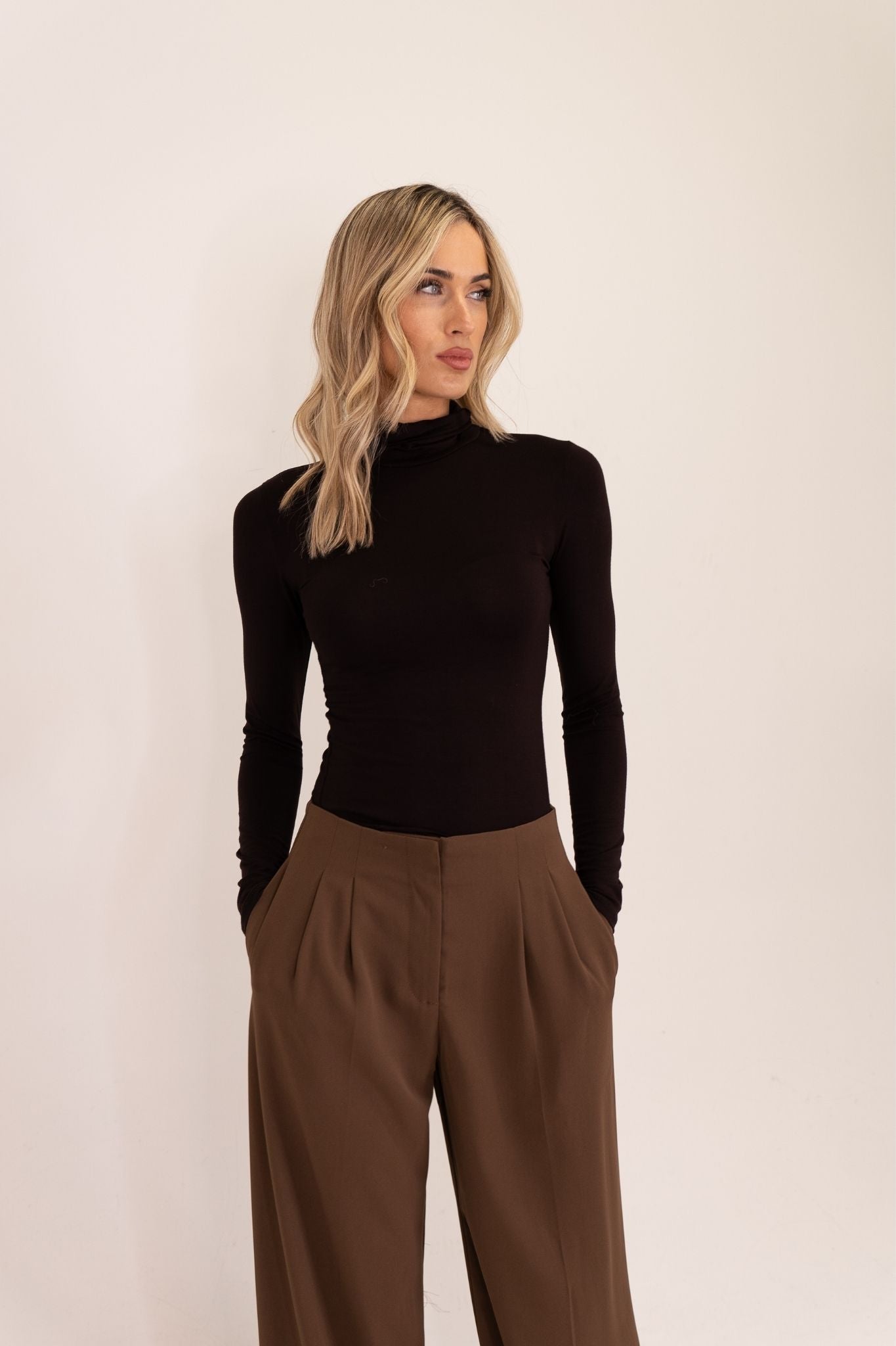 Erica Turtleneck Top In Chocolate