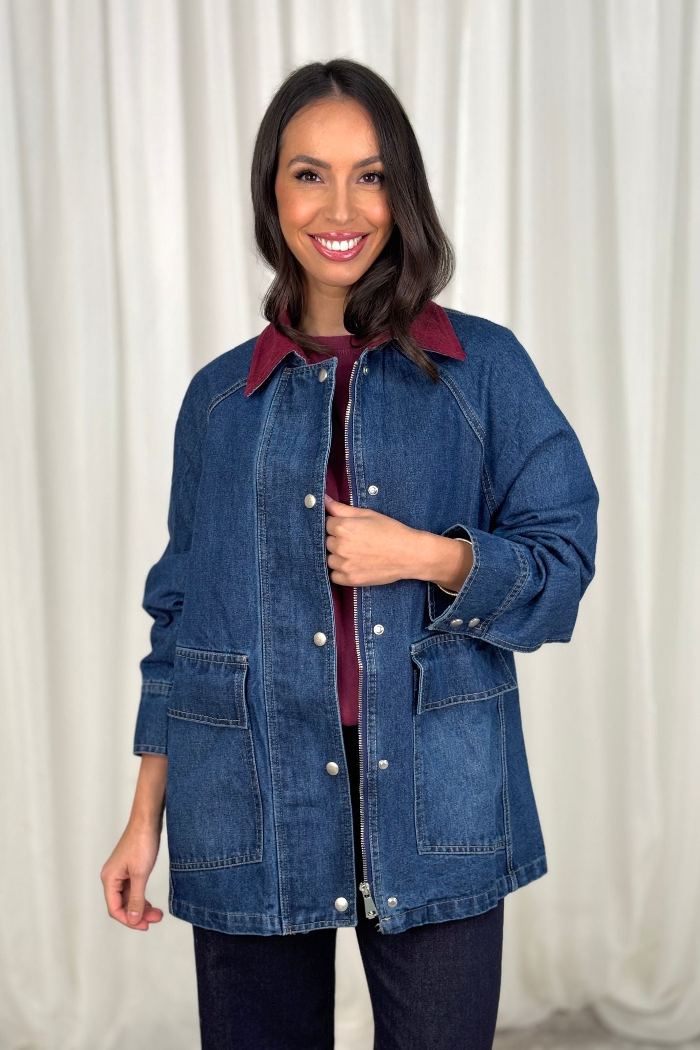 Leona Contrast Collar Jacket In Denim