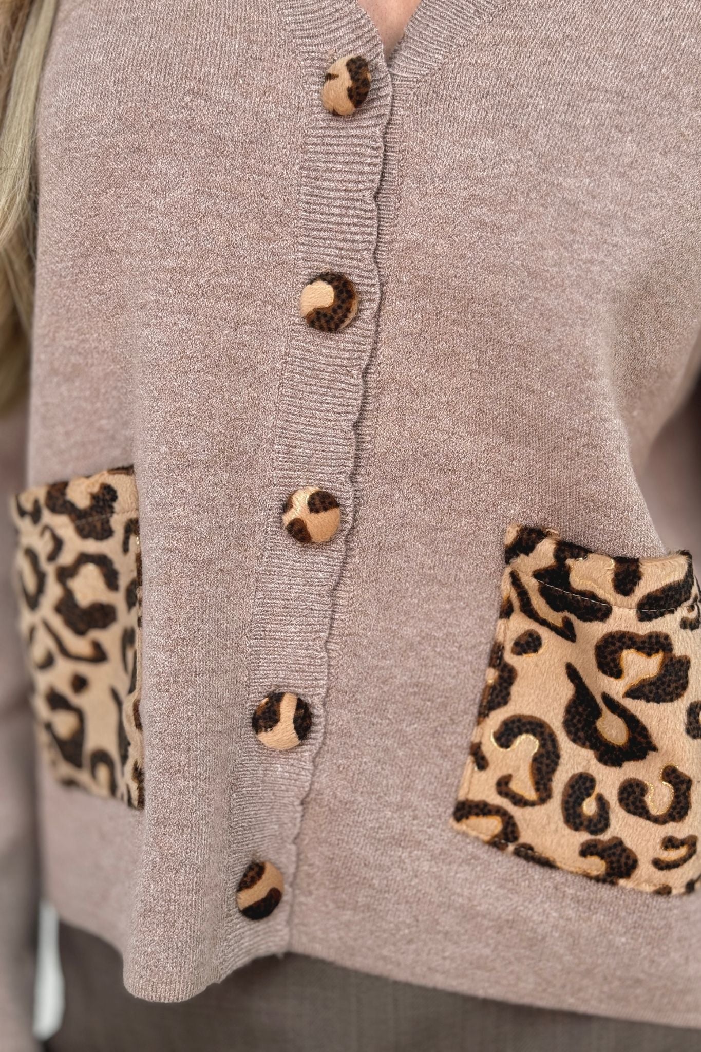 Kendra Leopard Pocket Cardigan In Taupe