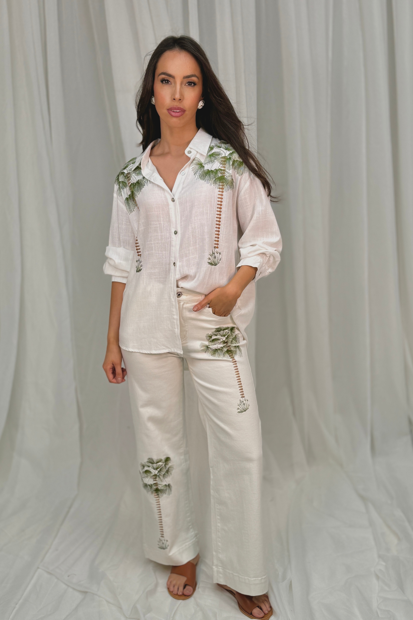 Megan Embroidered Jeans In Cream